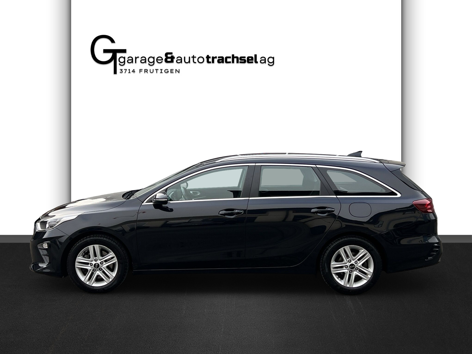 KIA Sportswagon 1.0 T-GDi Trend-showroom-element-1