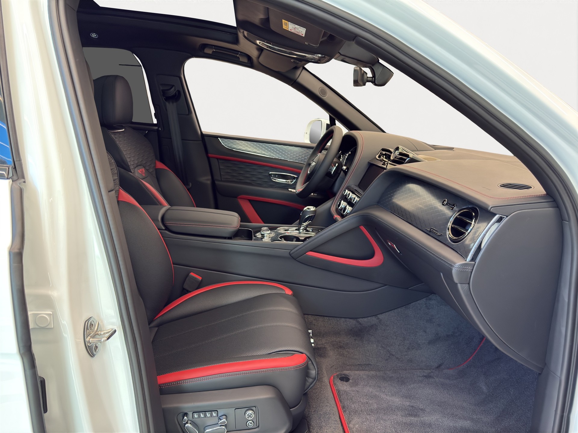 BENTLEY Bentayga Speed-showroom-element-1