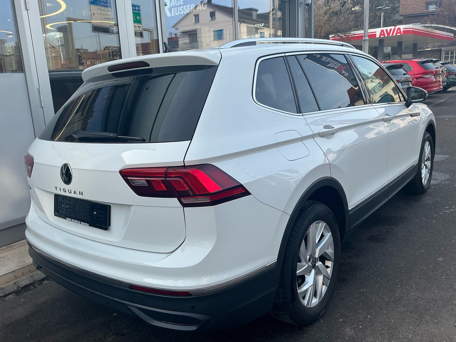 VW Tiguan Allspace 1.5 TSI DSG *** 7 - SITZE & ANHÄNGEKUPPLUNG ***-image-3
