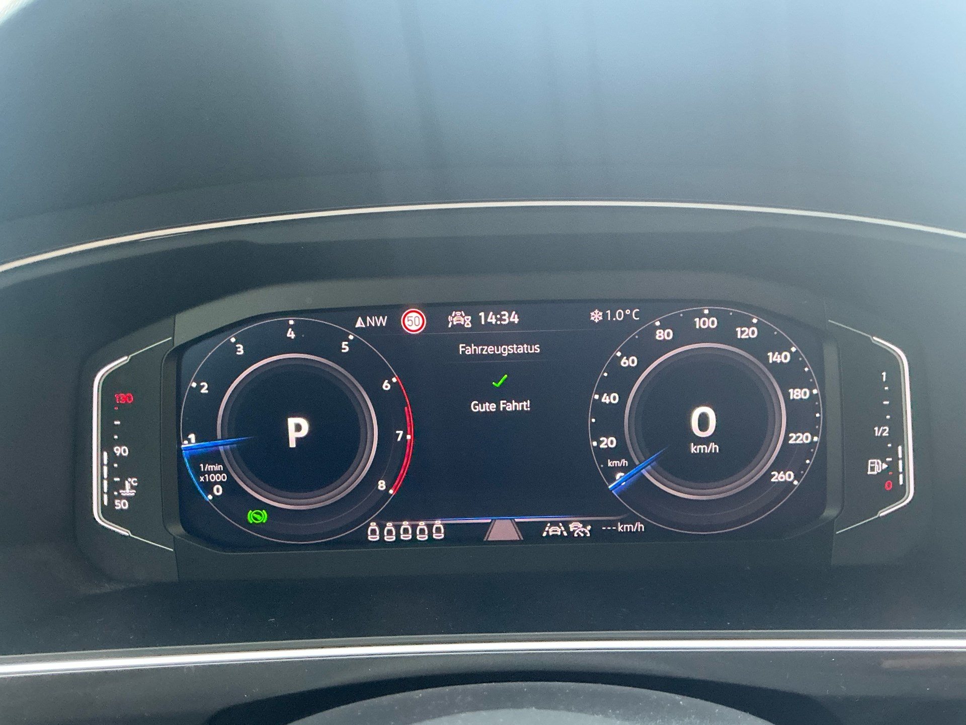 VW Tiguan Allspace 1.5 TSI DSG *** 7 - SITZE & ANHÄNGEKUPPLUNG ***-image-11