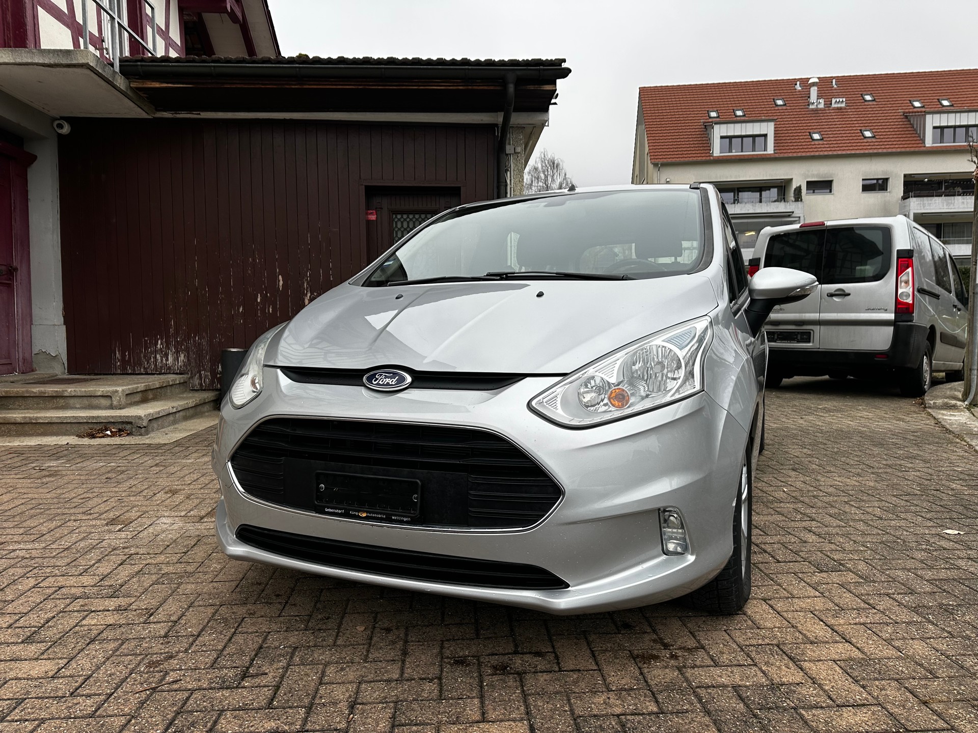 FORD B-Max 1.6 Ti-VCT Trend PowerShift-image-0