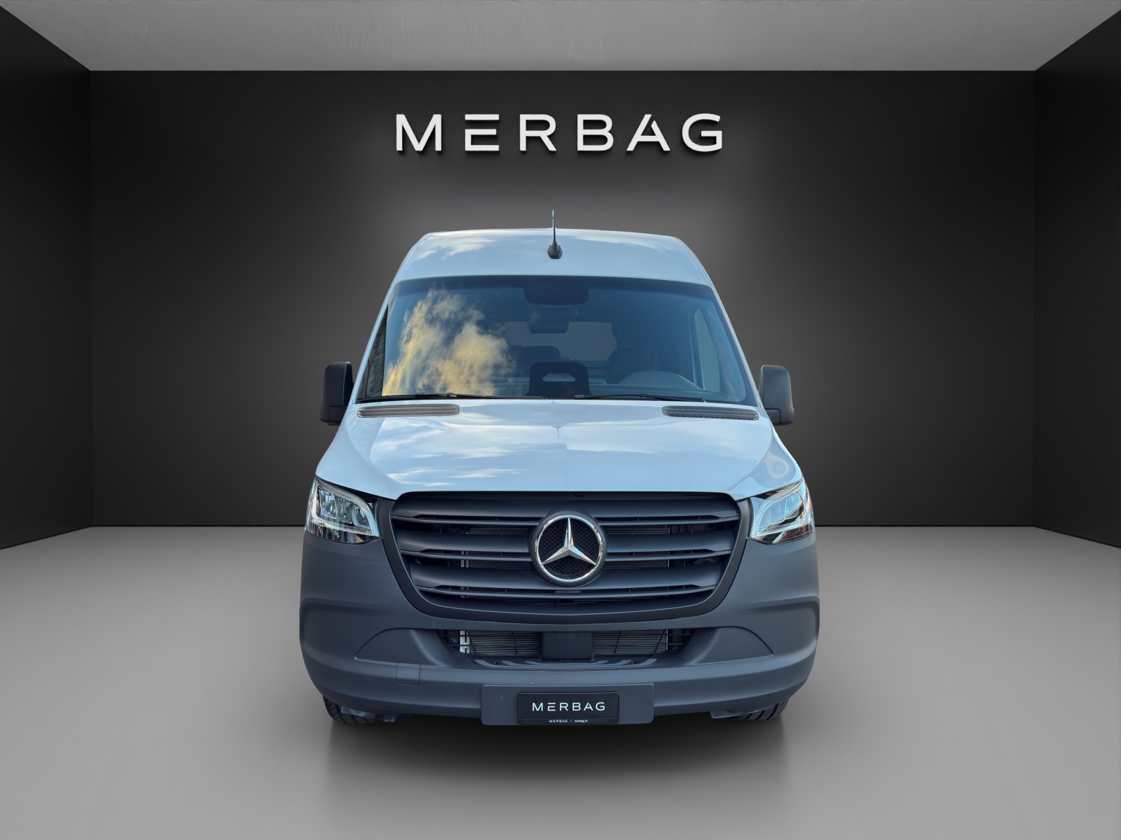 MERCEDES-BENZ Sprinter 317 CDI Standard 9G-TRONIC-image-1