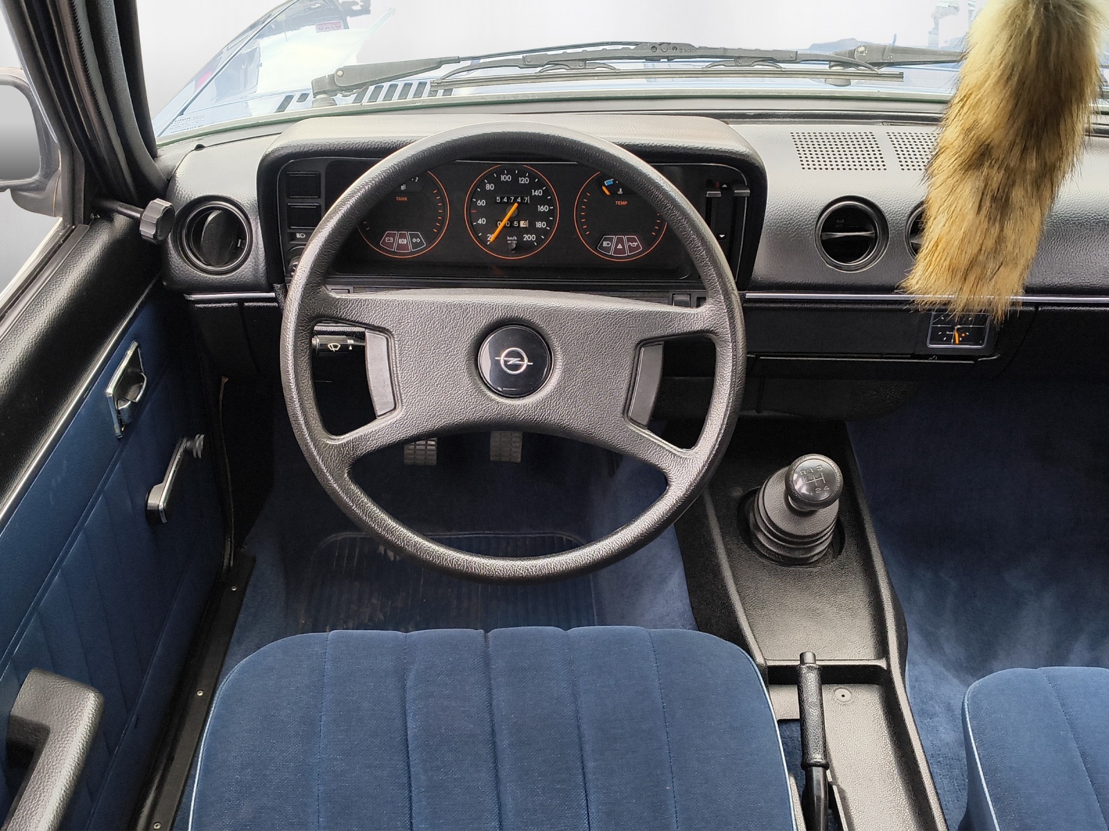 OPEL B 2000-image-16