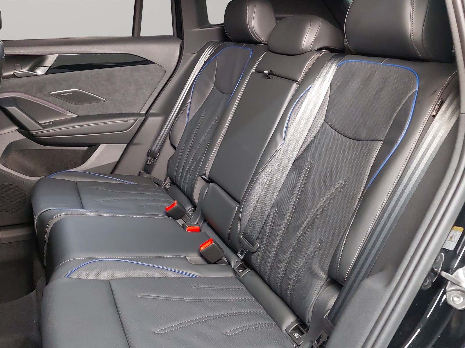 VW Tiguan 1.5 TSI evo2 eHybrid R-Line DSG-image-8