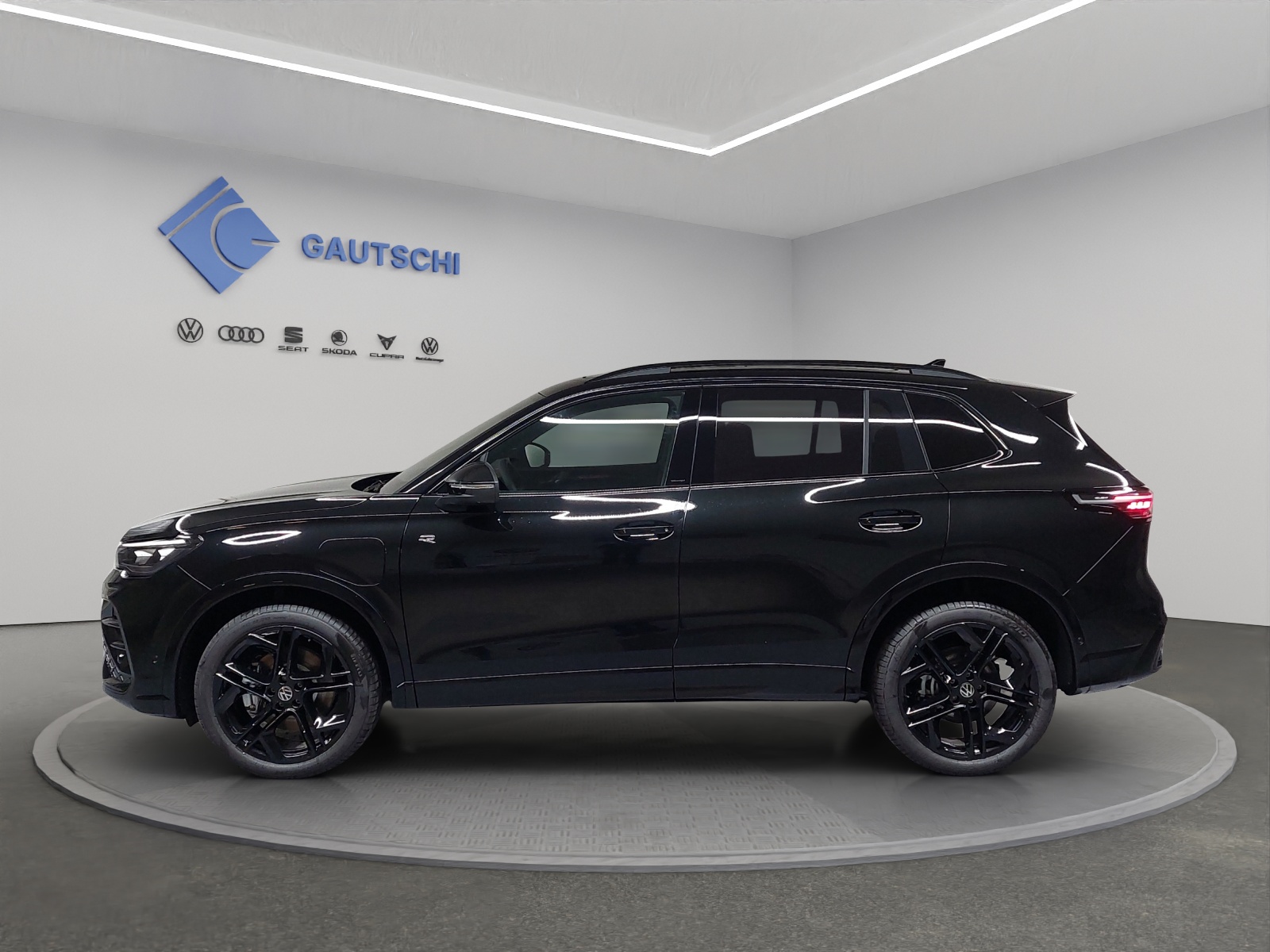 VW Tiguan 1.5 TSI evo2 eHybrid R-Line DSG-image-1