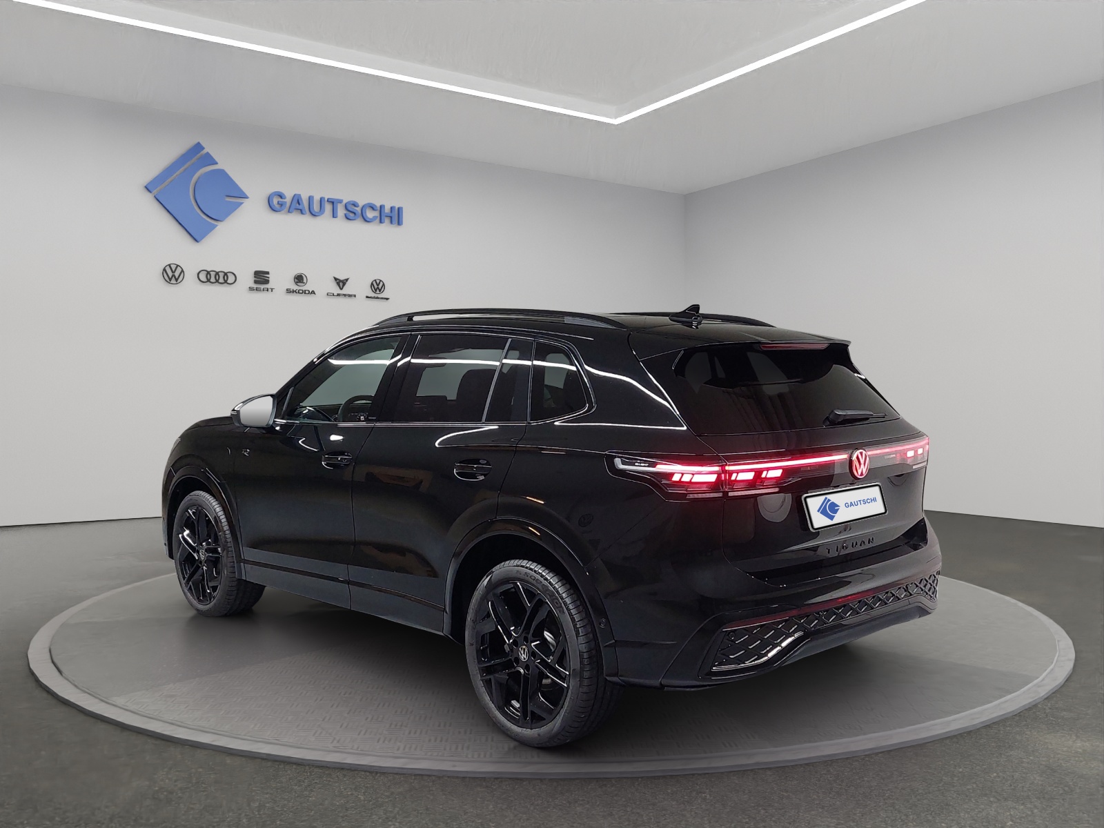 VW Tiguan 1.5 TSI evo2 eHybrid R-Line DSG-image-2
