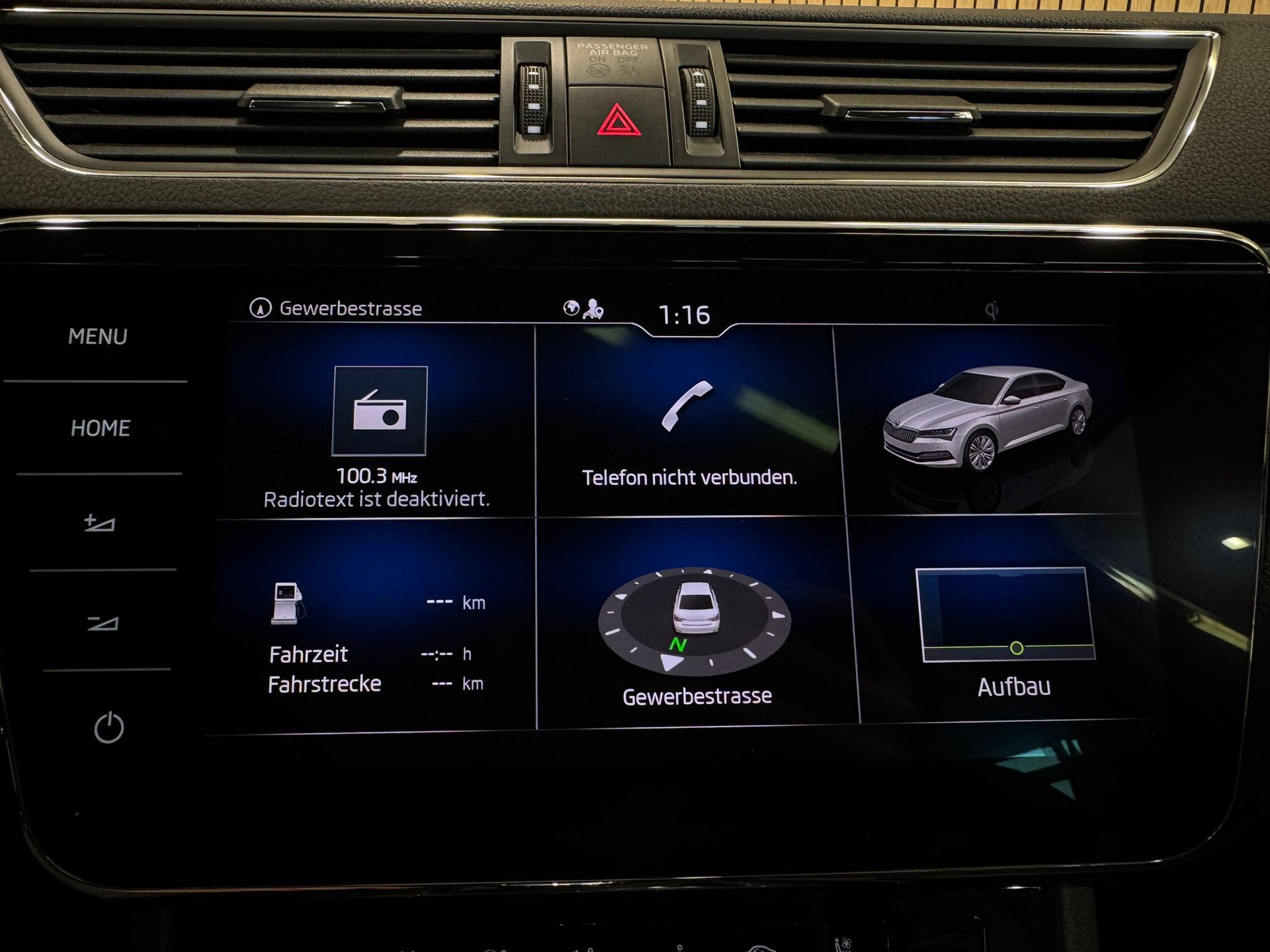 SKODA Superb Limousine 2.0 TDI Style DSG-image-15