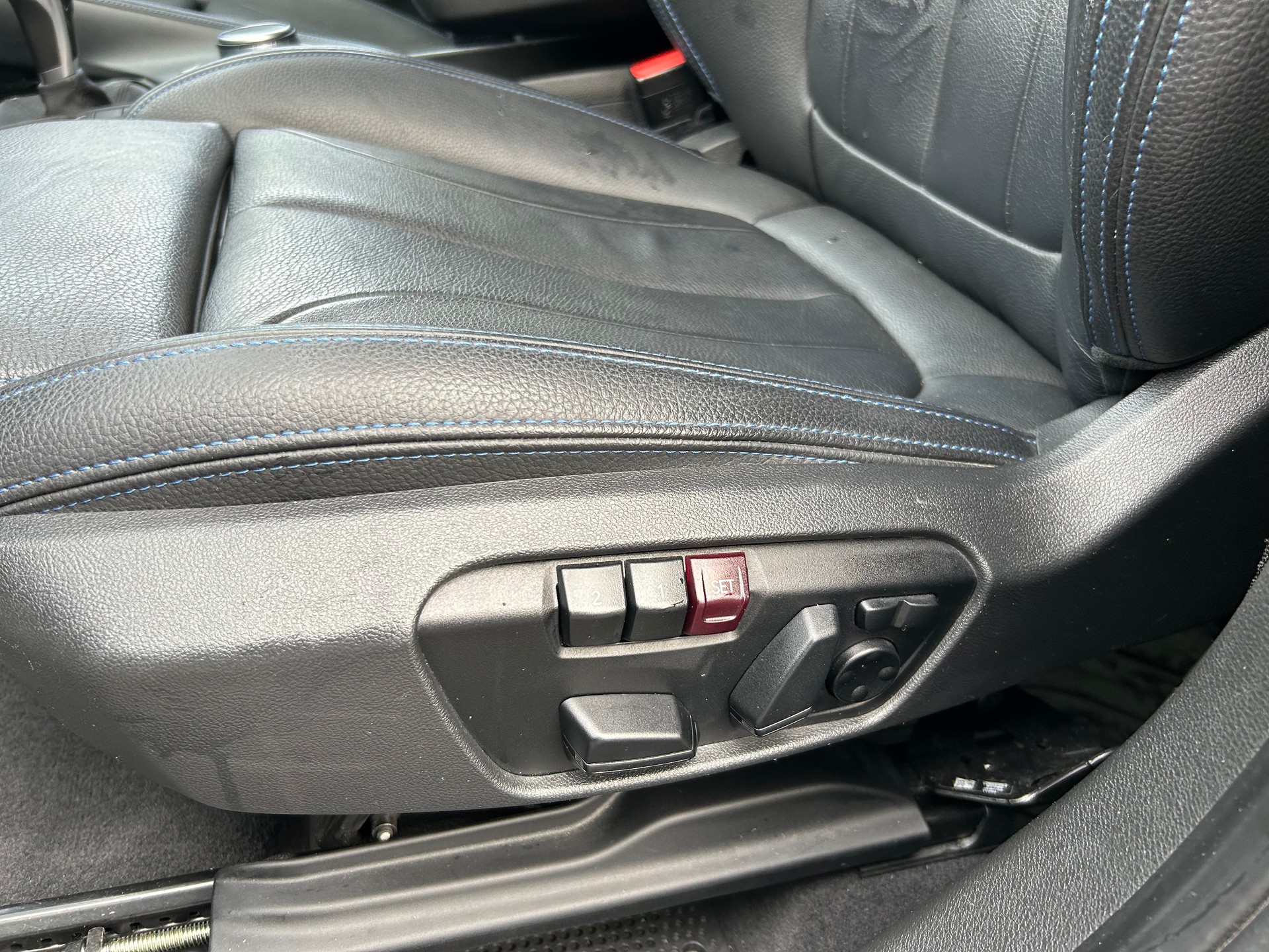 BMW X1 xDrive 20d M Sport Steptronic-image-11