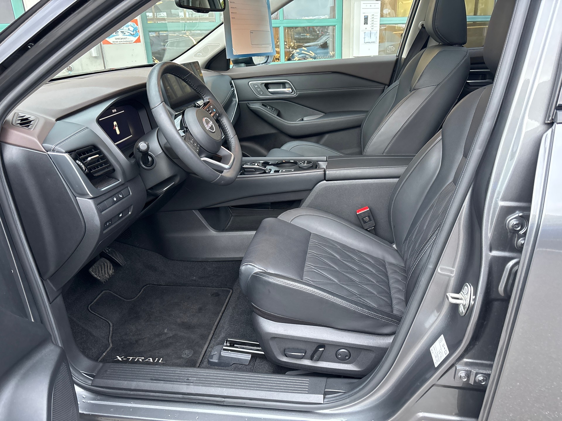 NISSAN X-Trail 1.5 VC-T e-Power 4WD Tekna+-image-11