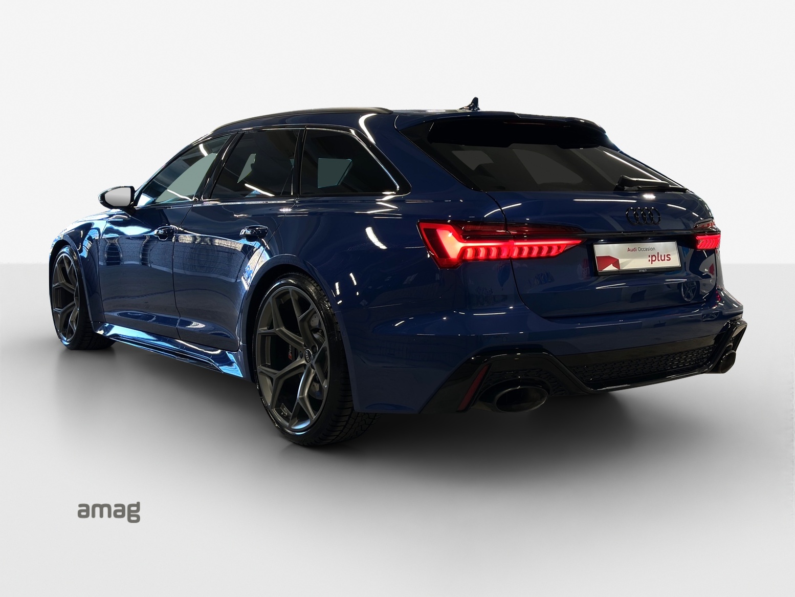 AUDI RS6 Avant 4.0 TFSI V8 Performance quattro-image-2