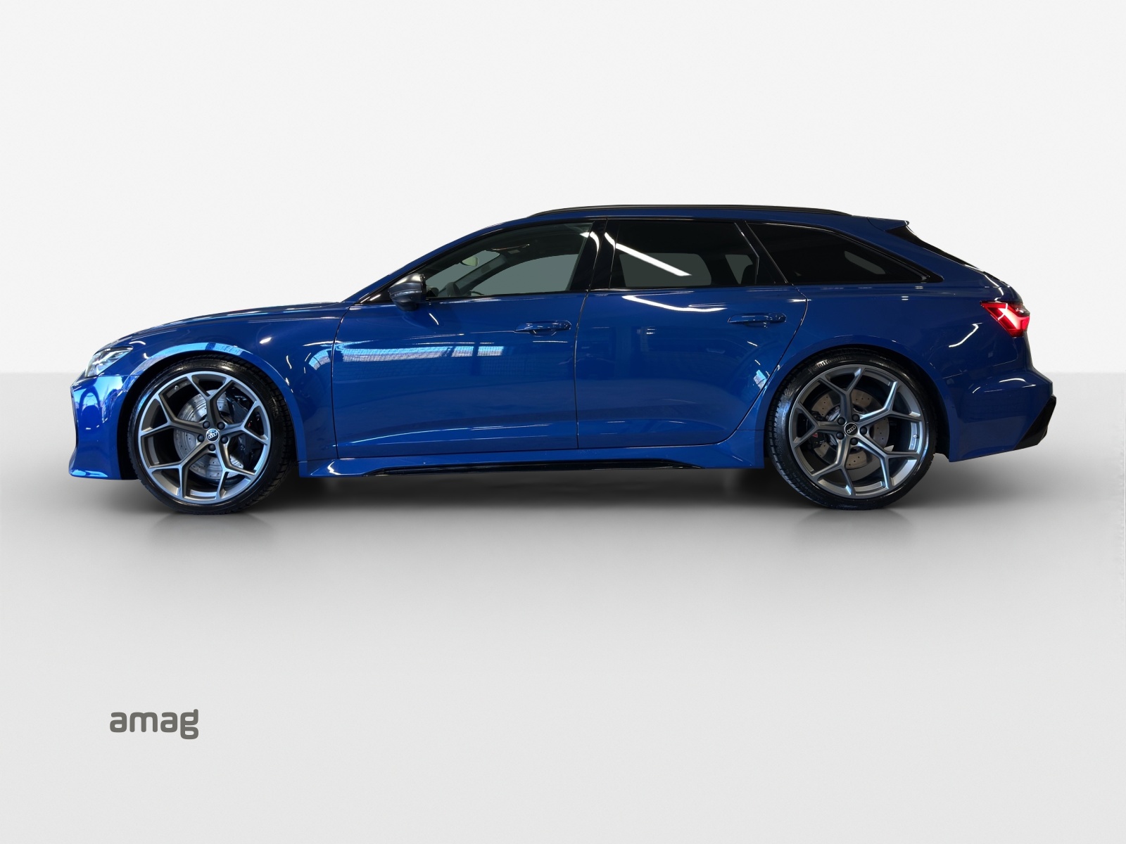 AUDI RS6 Avant 4.0 TFSI V8 Performance quattro-image-1