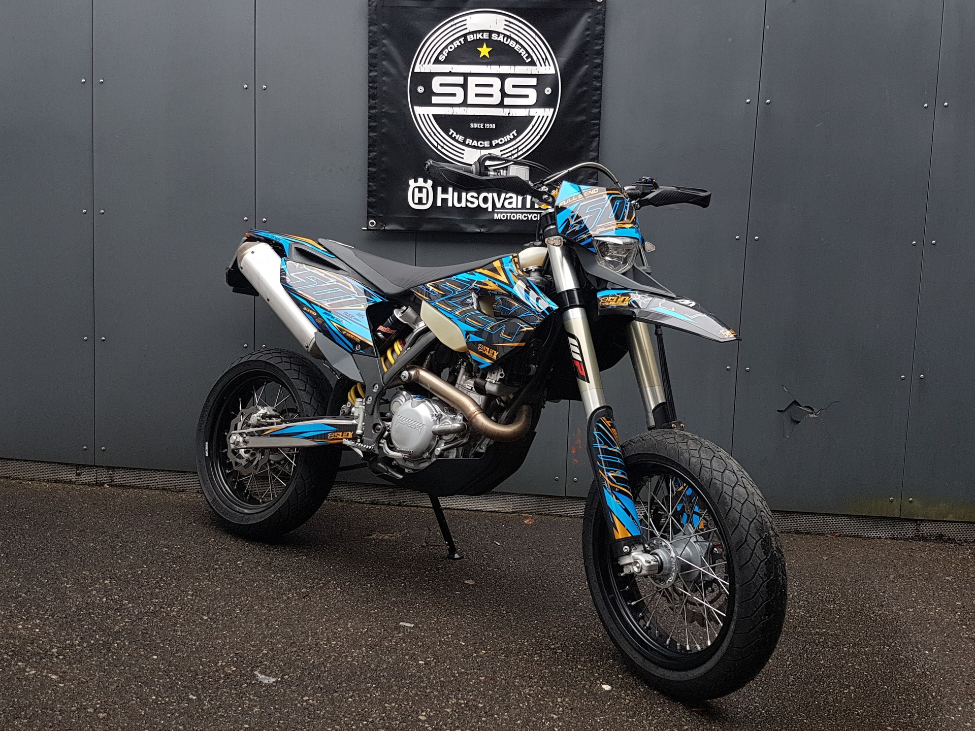 HUSABERG FE 501 Supermoto-showroom-element-3