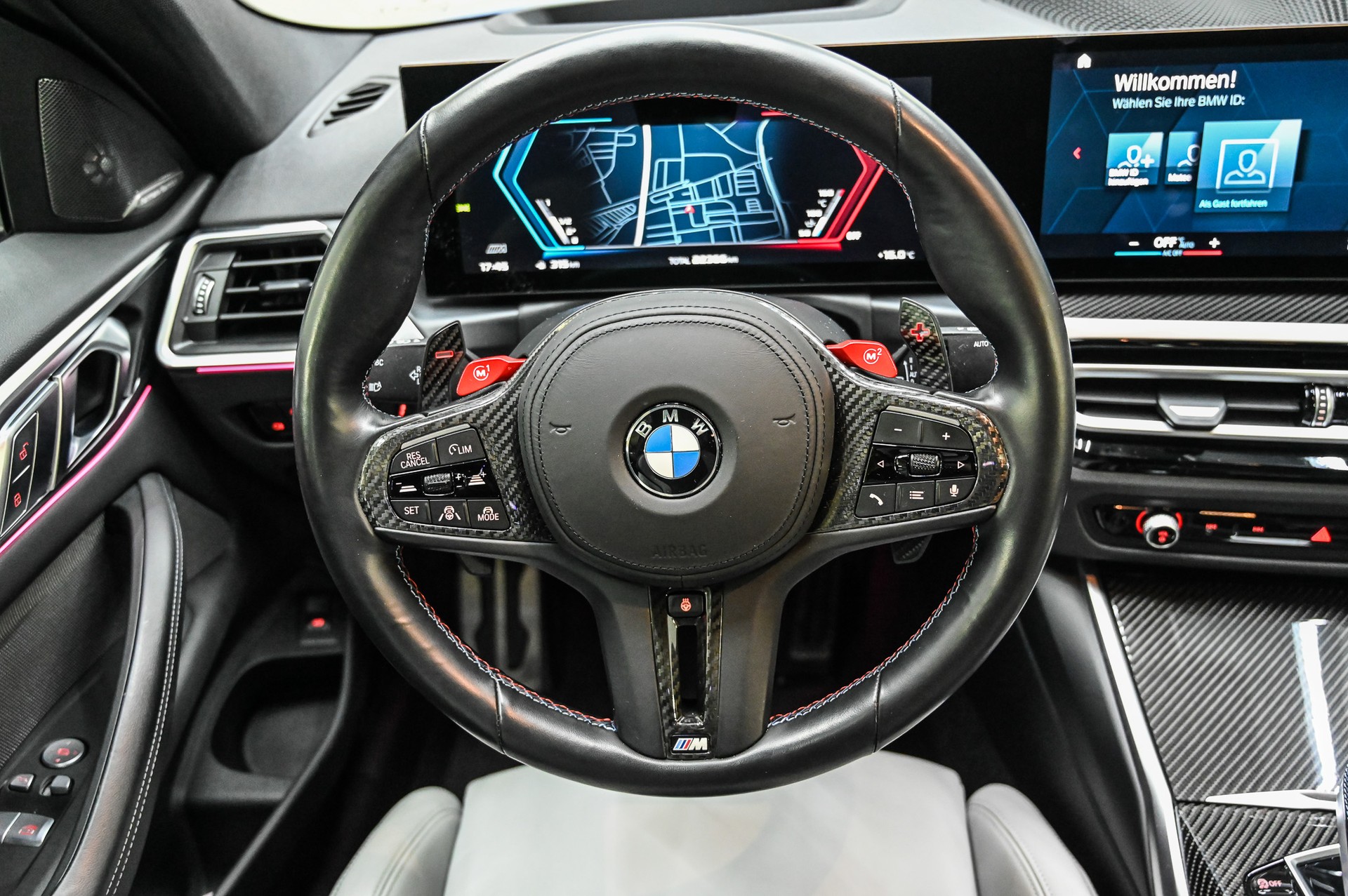 BMW M4 Competition xDrive Coupé-image-24