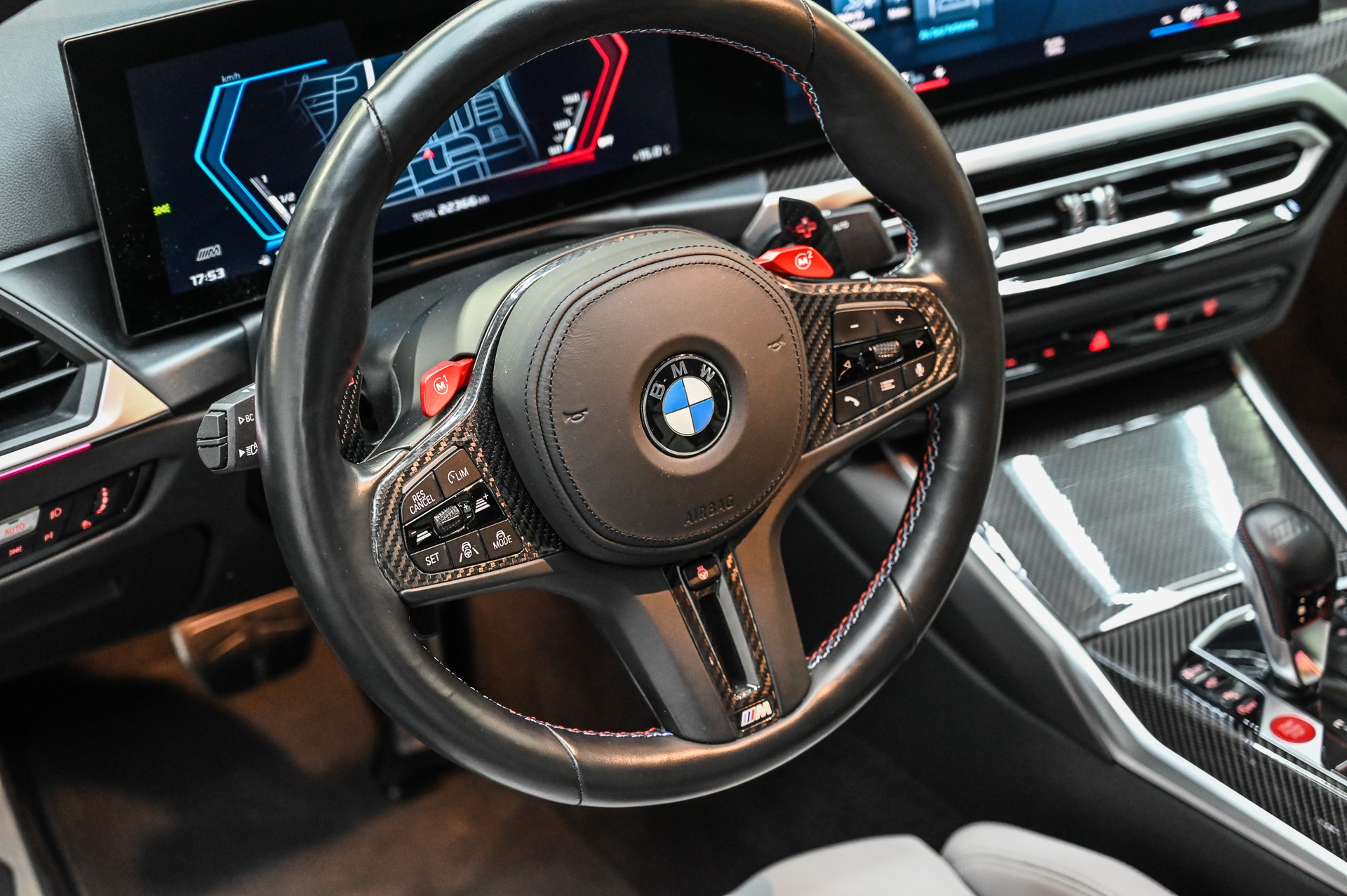 BMW M4 Competition xDrive Coupé-image-25