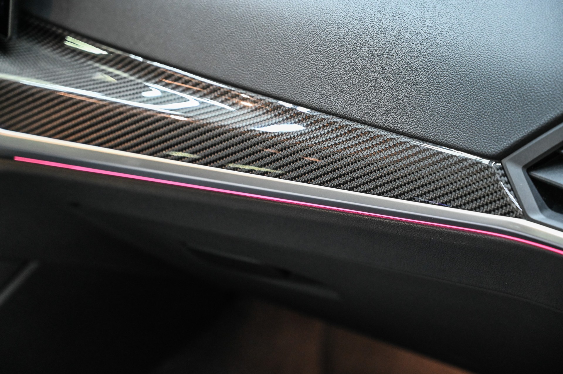 BMW M4 Competition xDrive Coupé-image-33