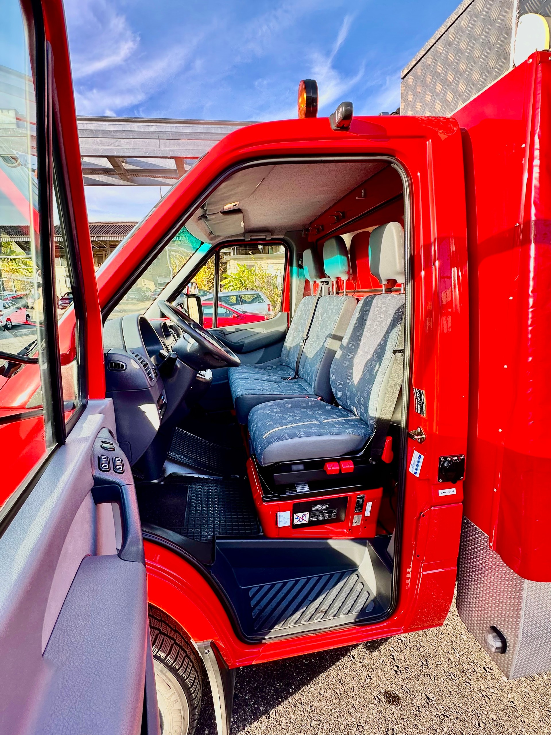 MERCEDES-BENZ Sprinter 616 CDI 4x4-image-6