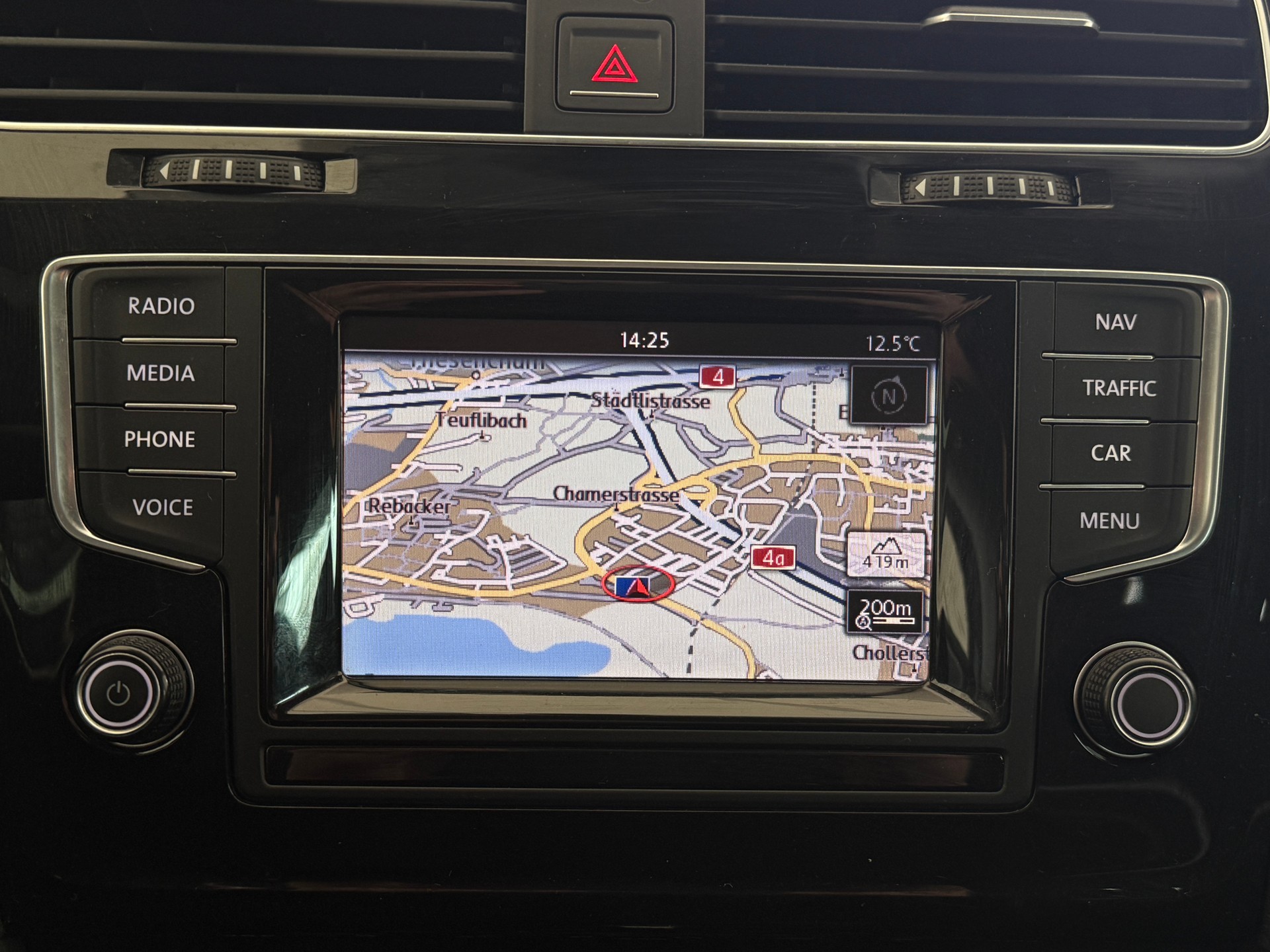 VW Golf Variant 1.4 TSI Cup DSG-image-18