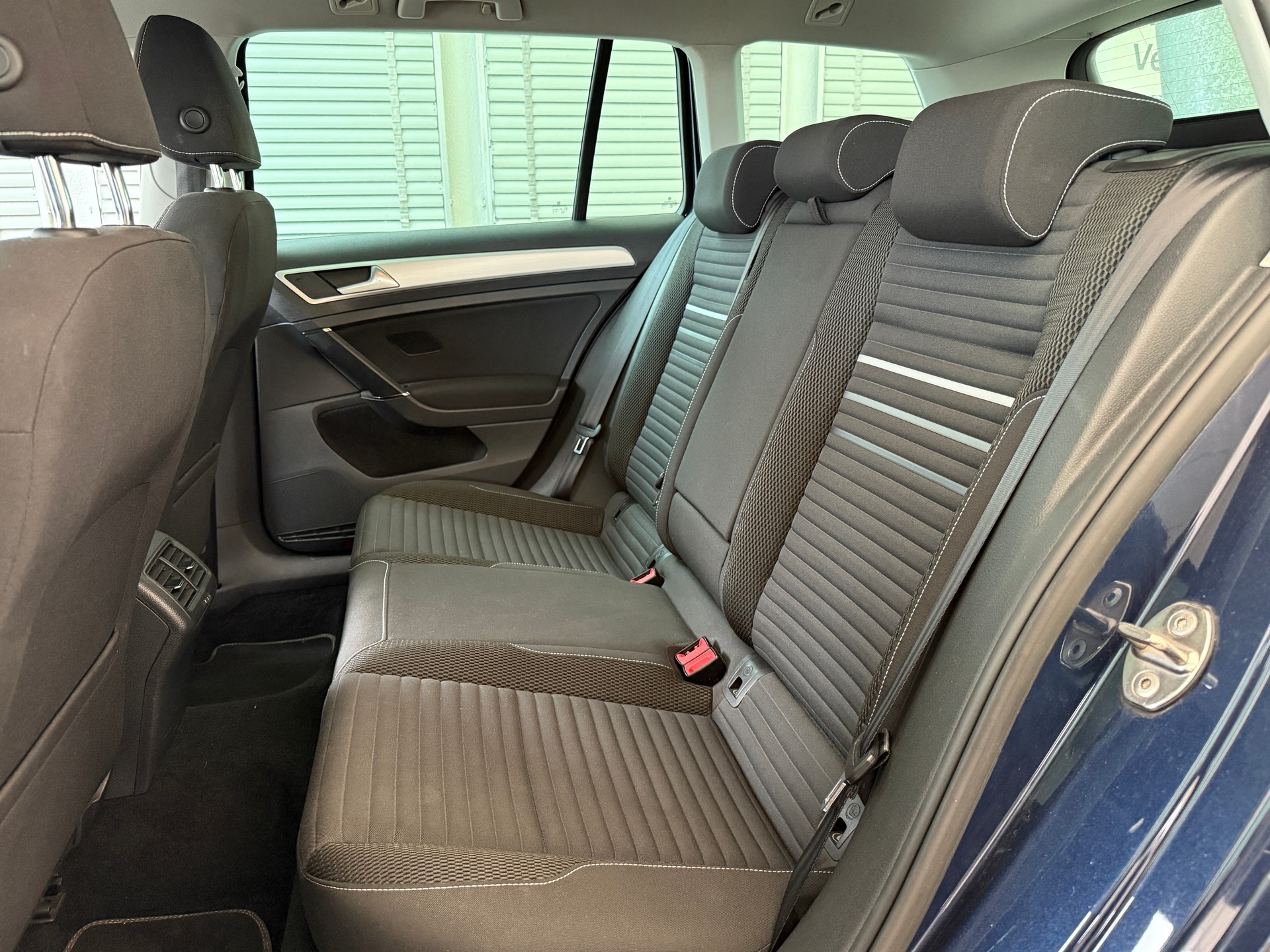 VW Golf Variant 1.4 TSI Cup DSG-image-14