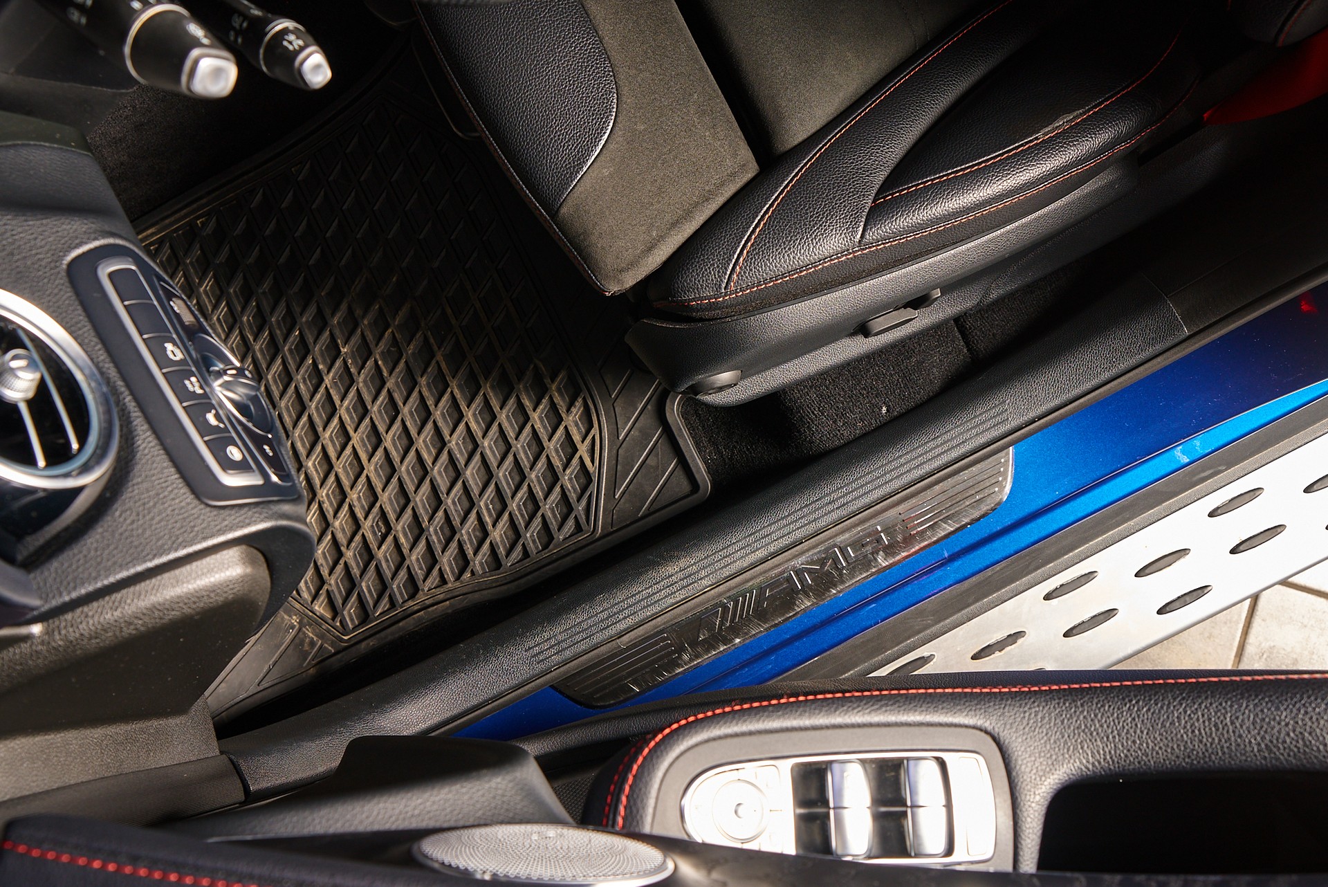 MERCEDES-BENZ GLC 43 AMG 4Matic 9G-Tronic-image-9