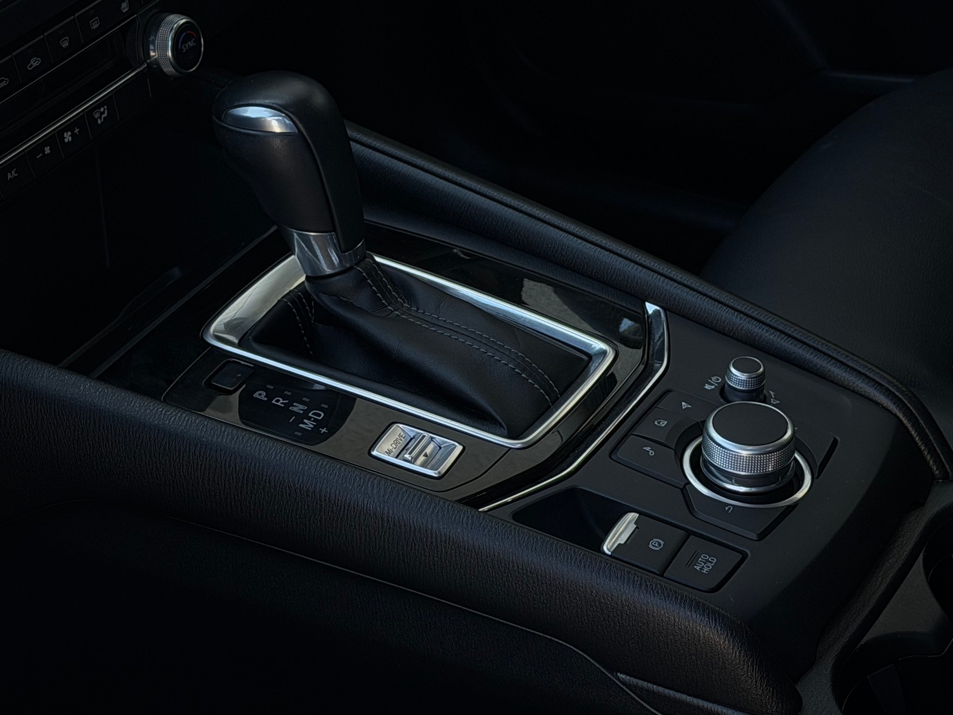 MAZDA CX-5 SKYACTIV-G 194 Newground AWD Automat-image-10