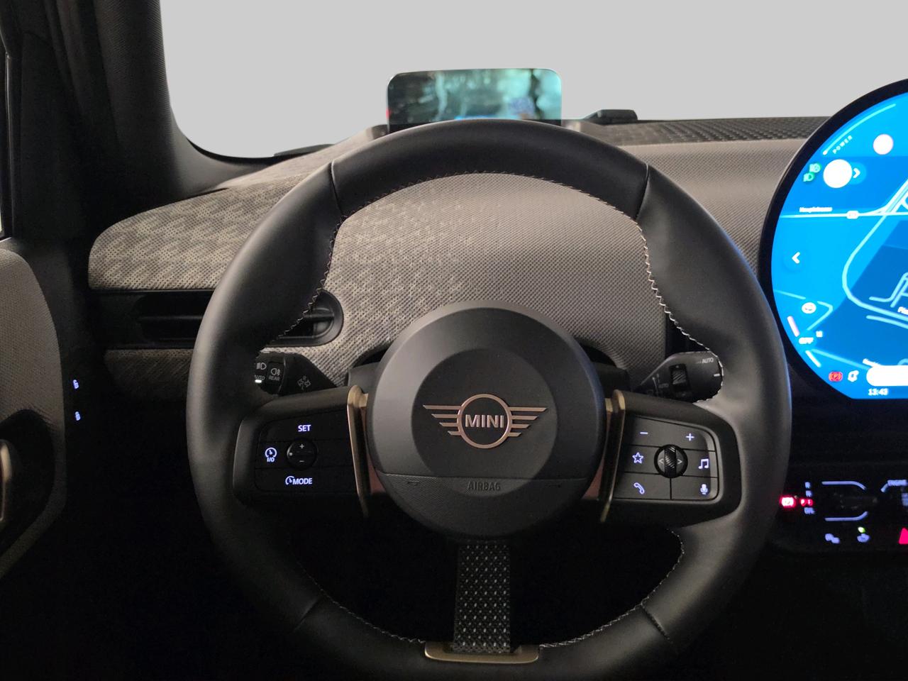 MINI Cooper C (5 door)-image-17