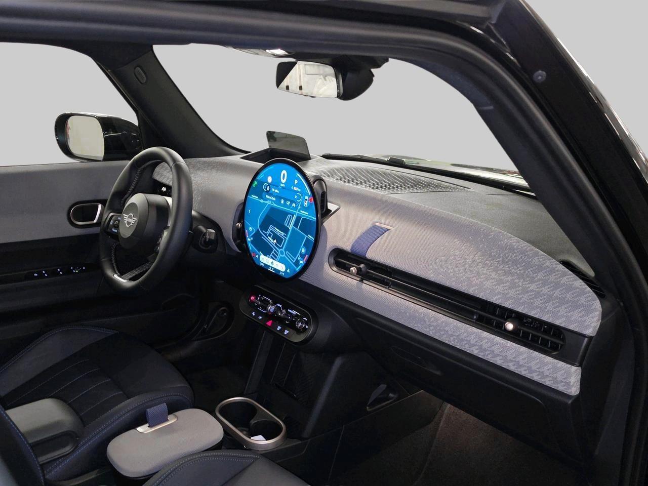 MINI Cooper C (5 door)-image-11
