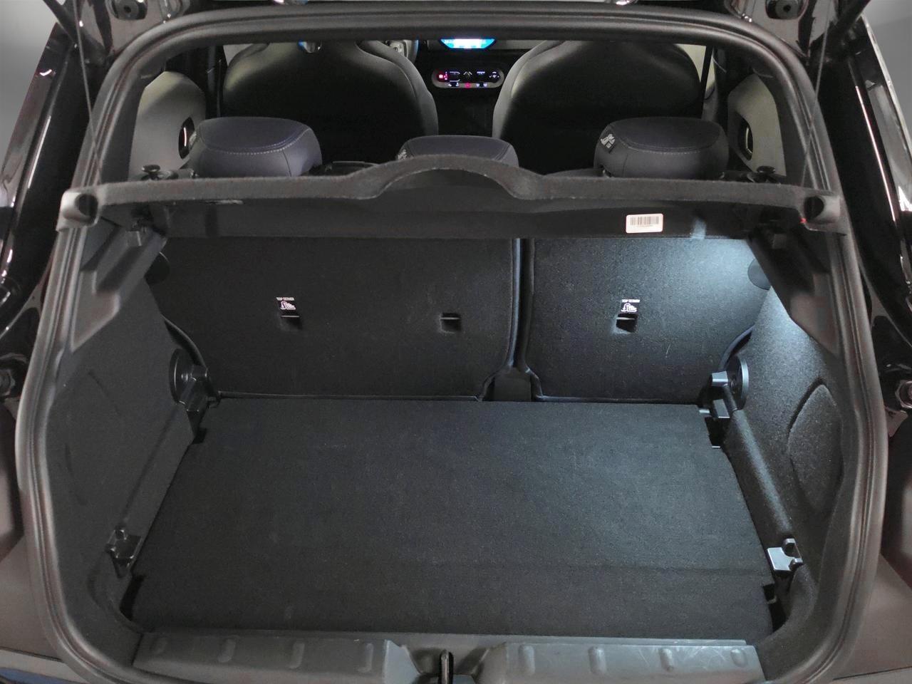 MINI Cooper C (5 door)-image-9