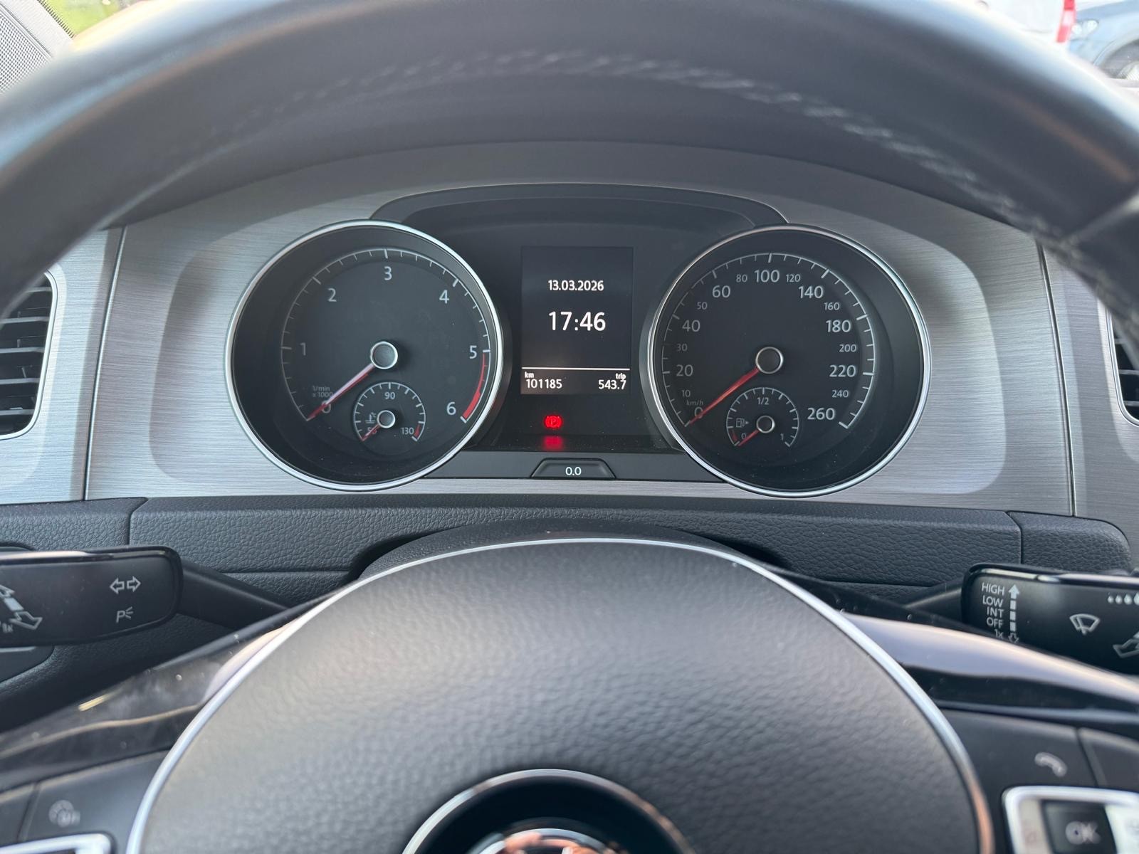 SKODA Yeti 2.0 TDI Active 4x4-image-12