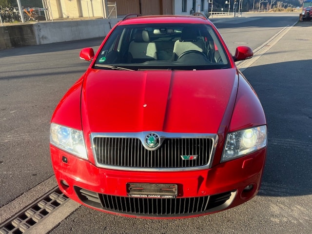 SKODA Octavia 2.0 TDI RS DSG-image-1