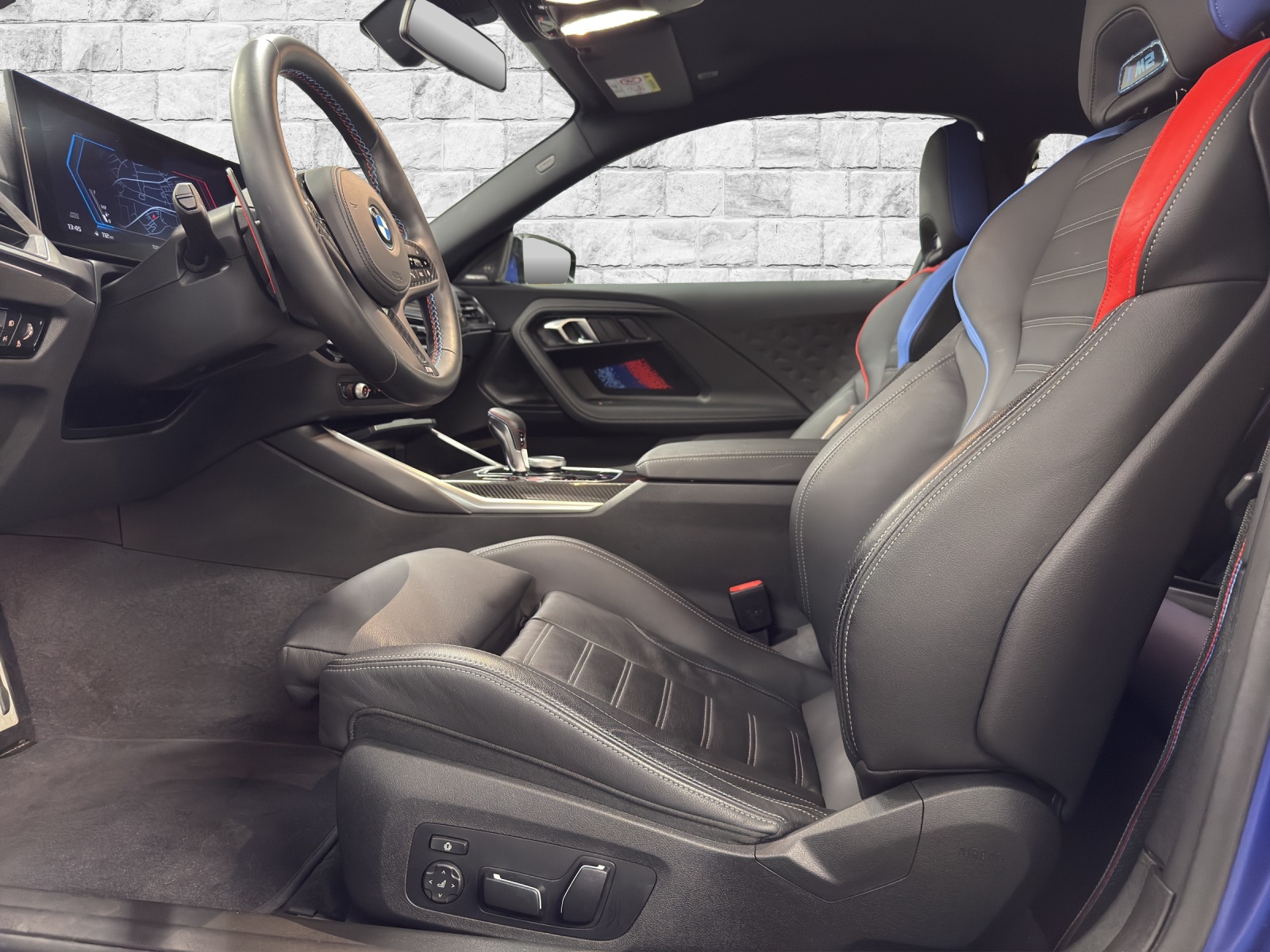 BMW M2 Steptronic Pure M Sport-image-6