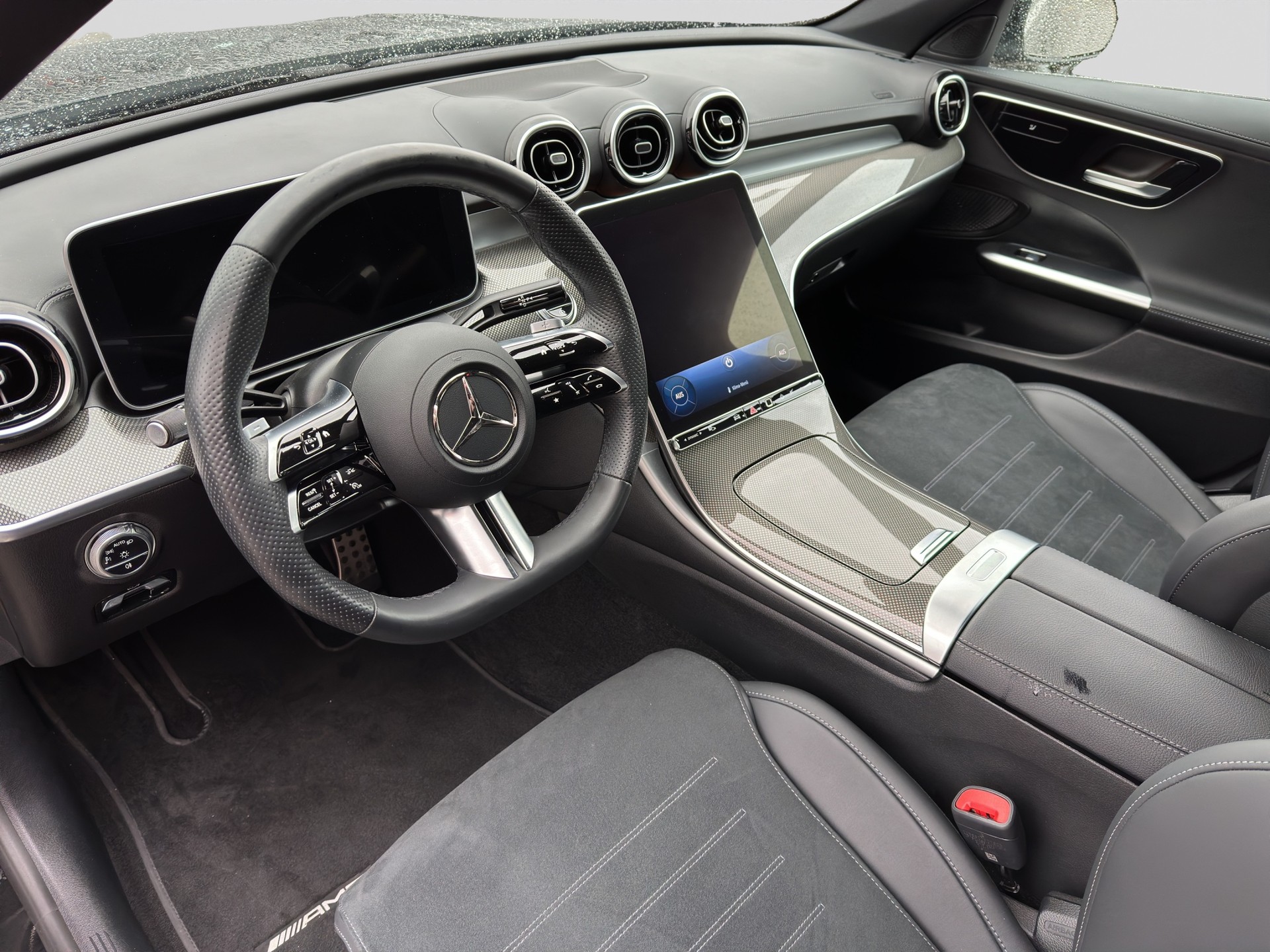 MERCEDES-BENZ C 220 d AMG-image-6