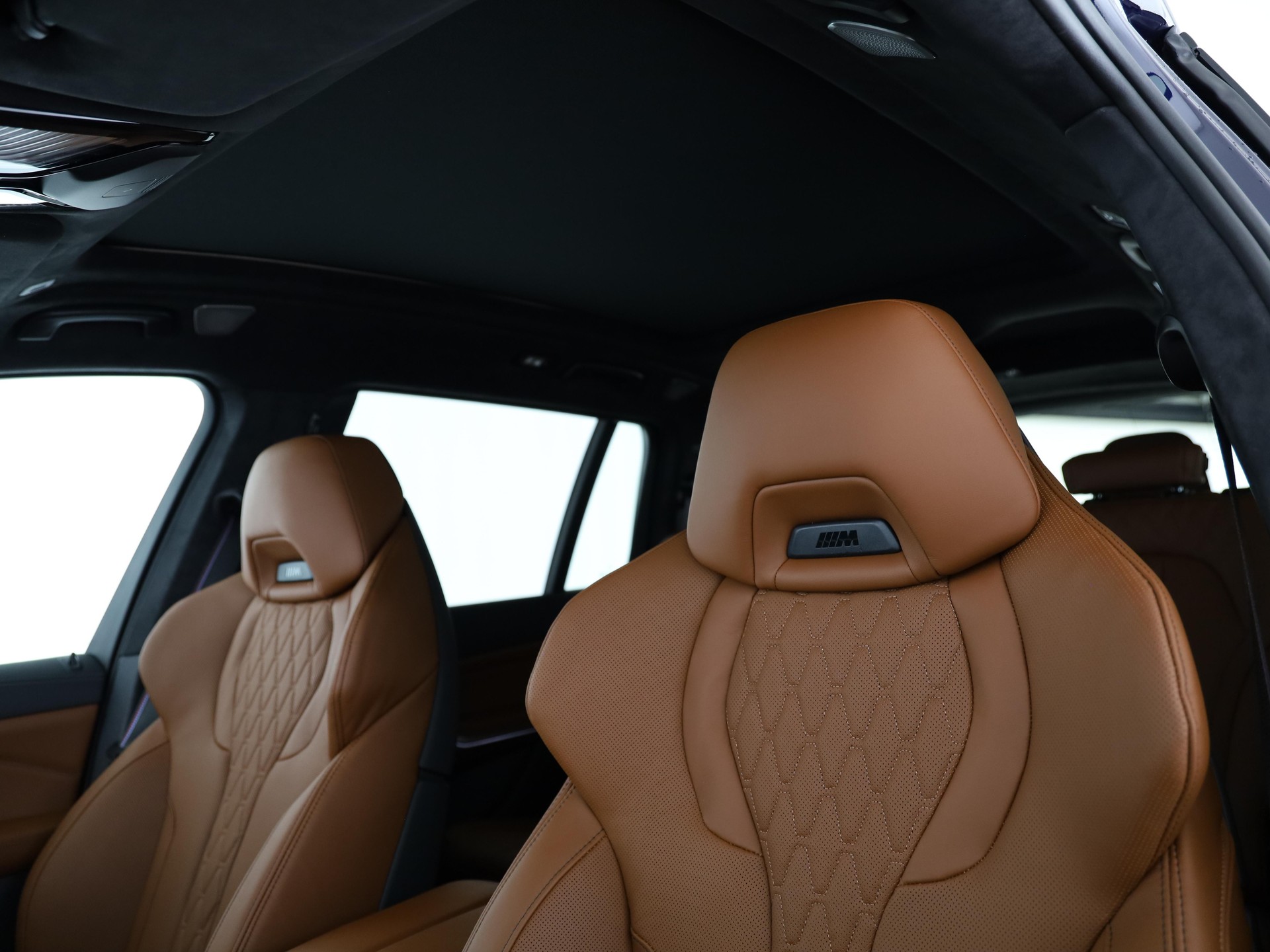 BMW X7 40i xDrive-image-10