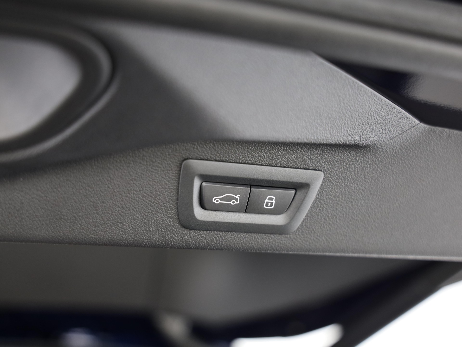BMW X7 40i xDrive-image-8
