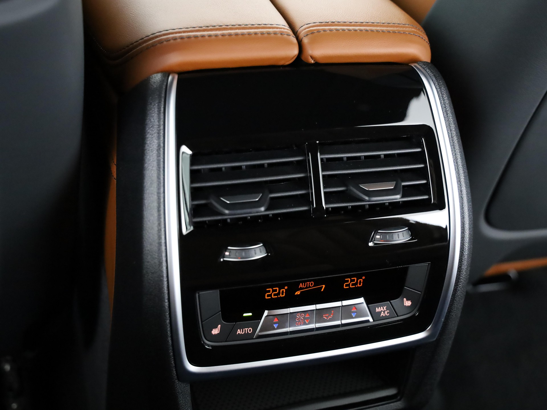 BMW X7 40i xDrive-image-22