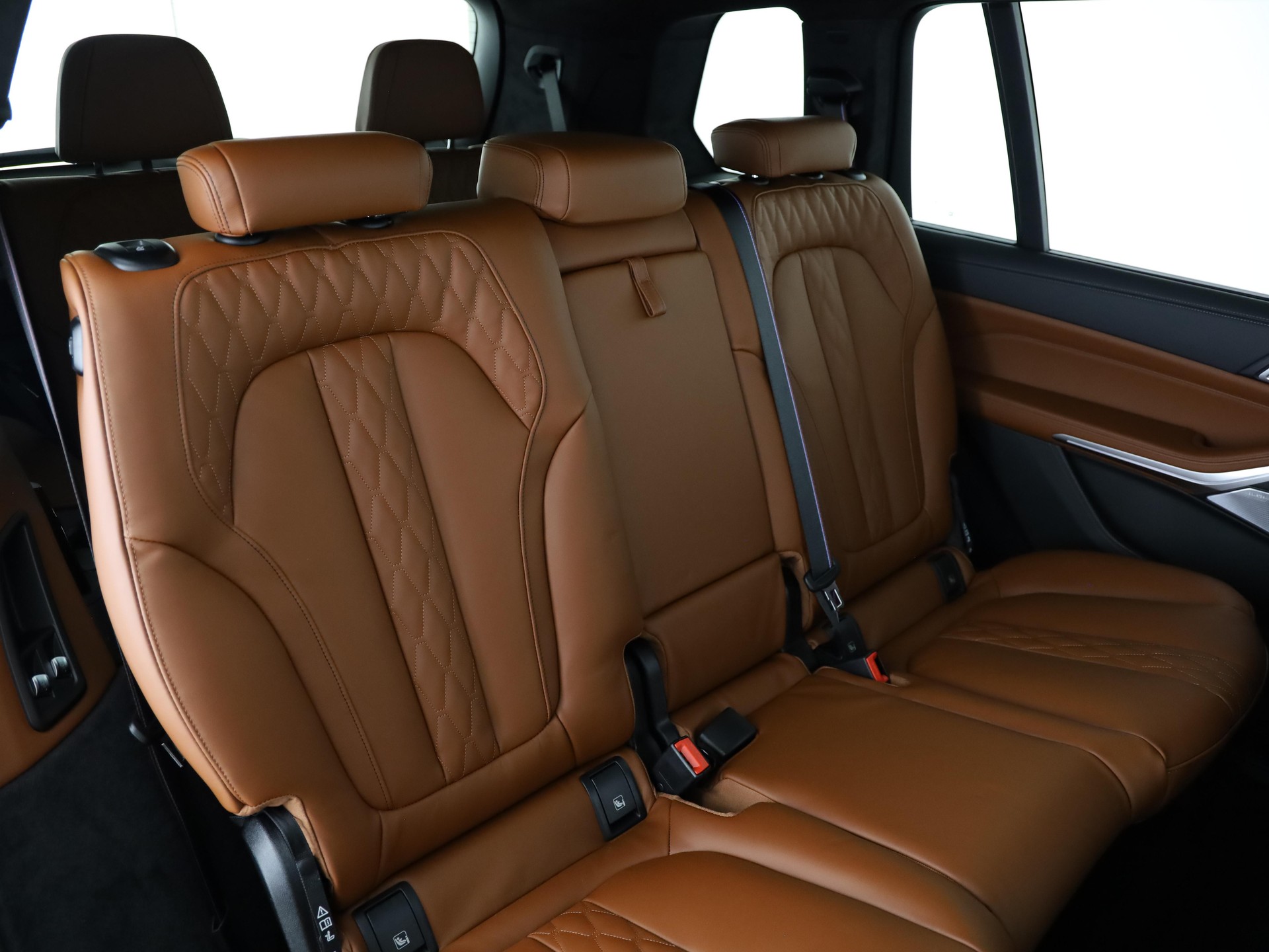 BMW X7 40i xDrive-image-14