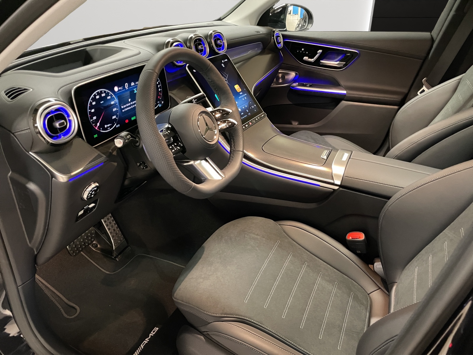 Image MERCEDES-BENZ GLC-300 GLC 300 e 4Matic EQ Star 9G-Tronic