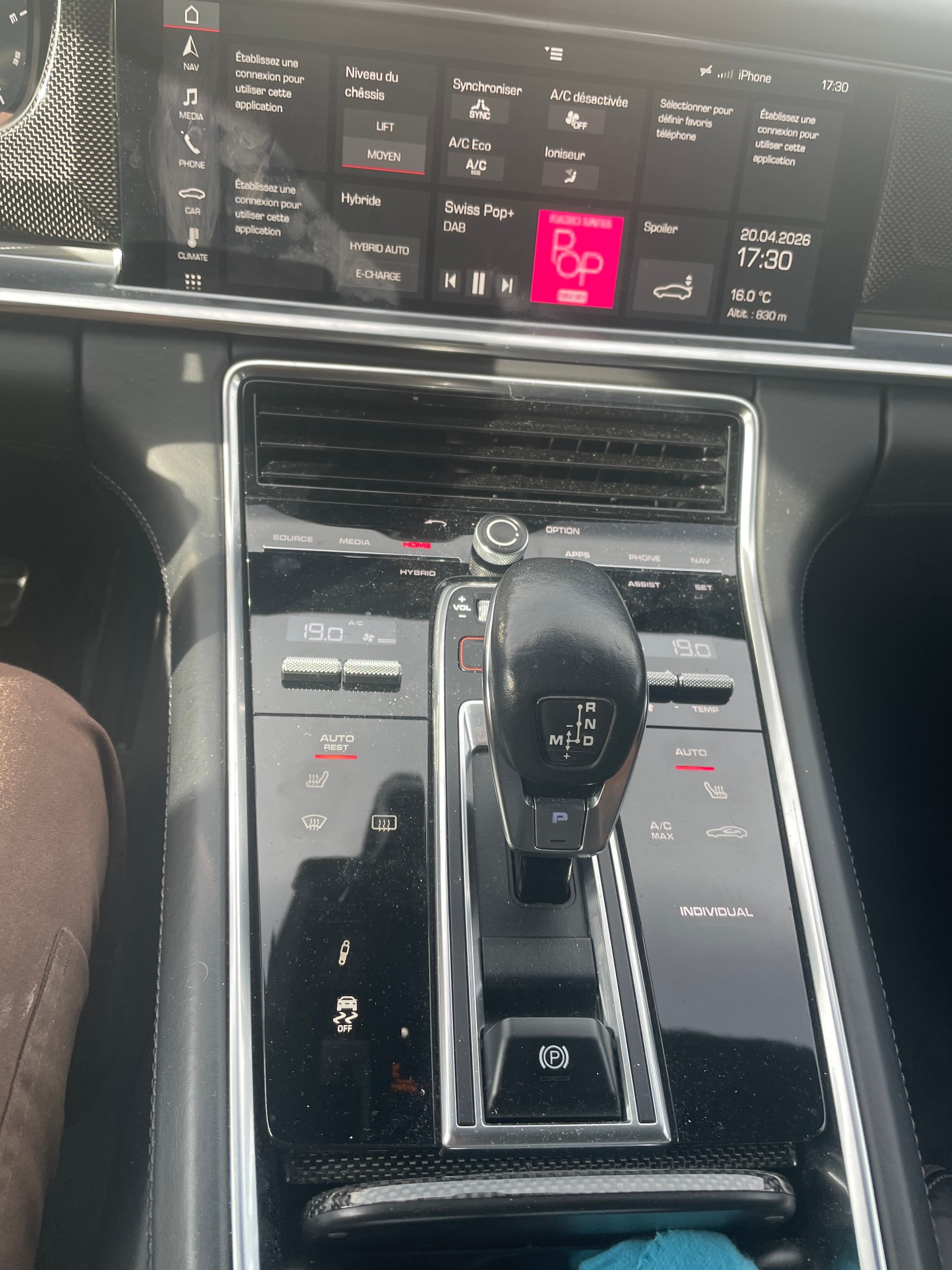PORSCHE Panamera Turbo S E-Hybrid PDK-image-1