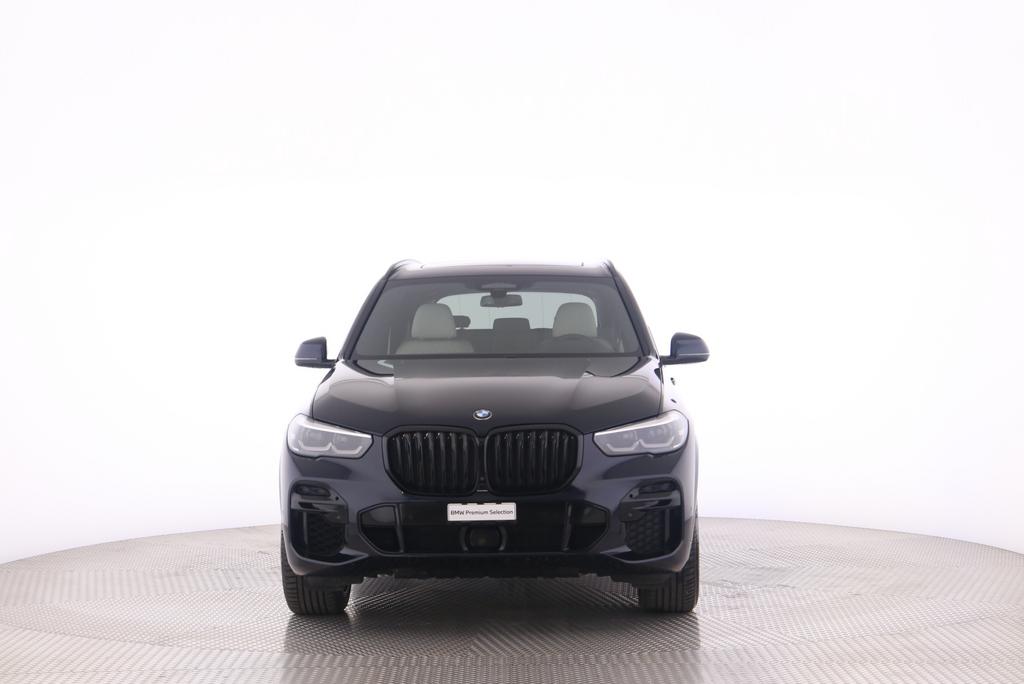BMW X5 M50i xDrive-image-10