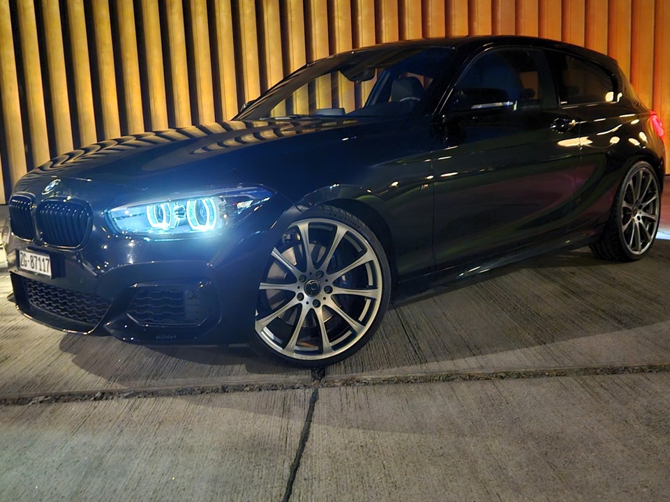 BMW M140i xDrive Steptronic-image-13