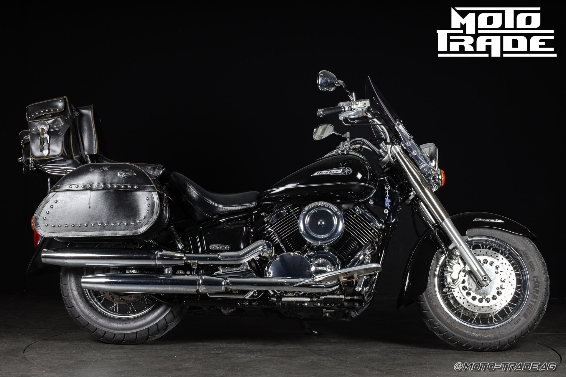 YAMAHA XVS 1100 A Drag Star Classic-showroom-element-1