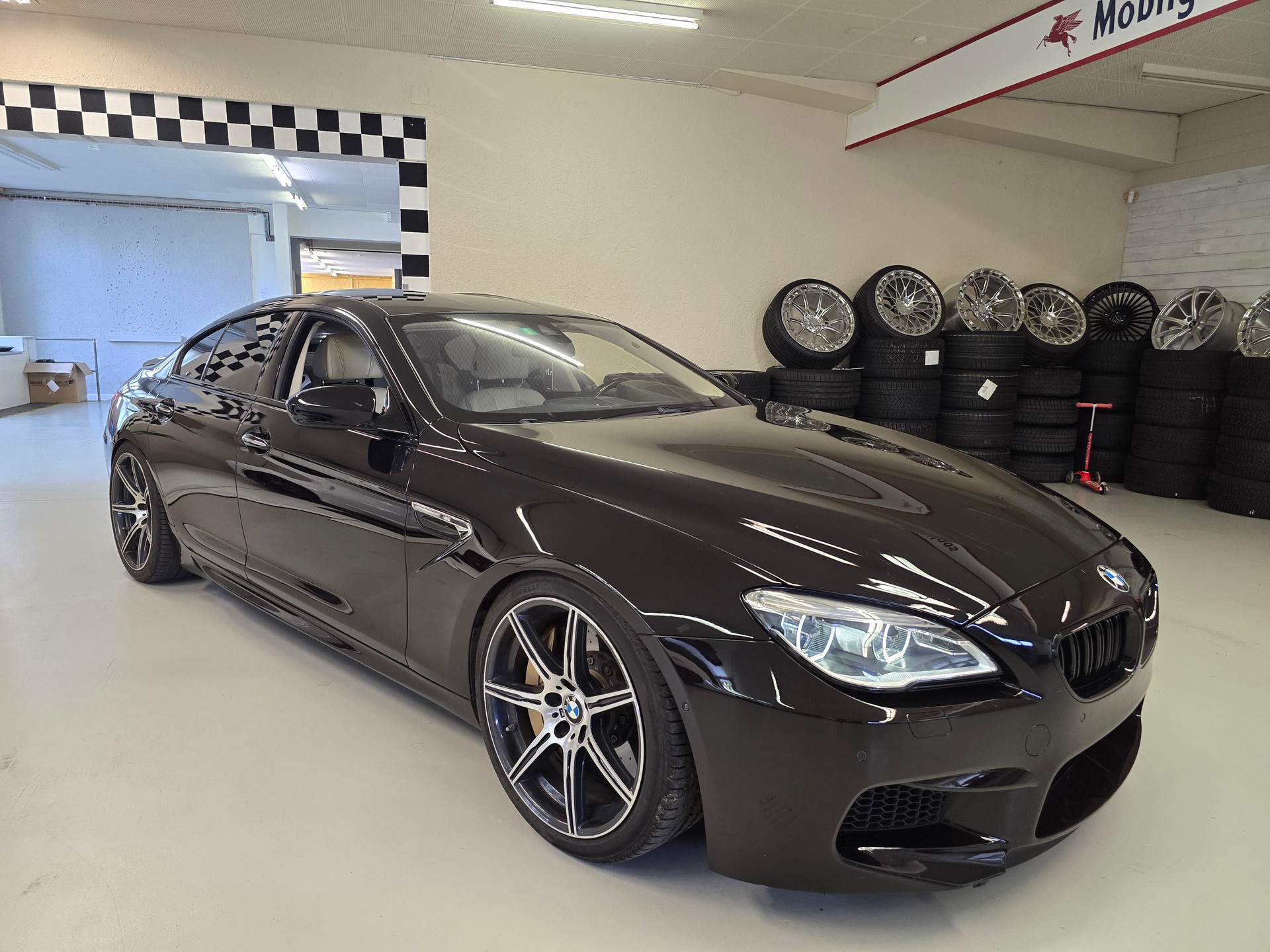 BMW M6 Gran Coupé Drivelogic