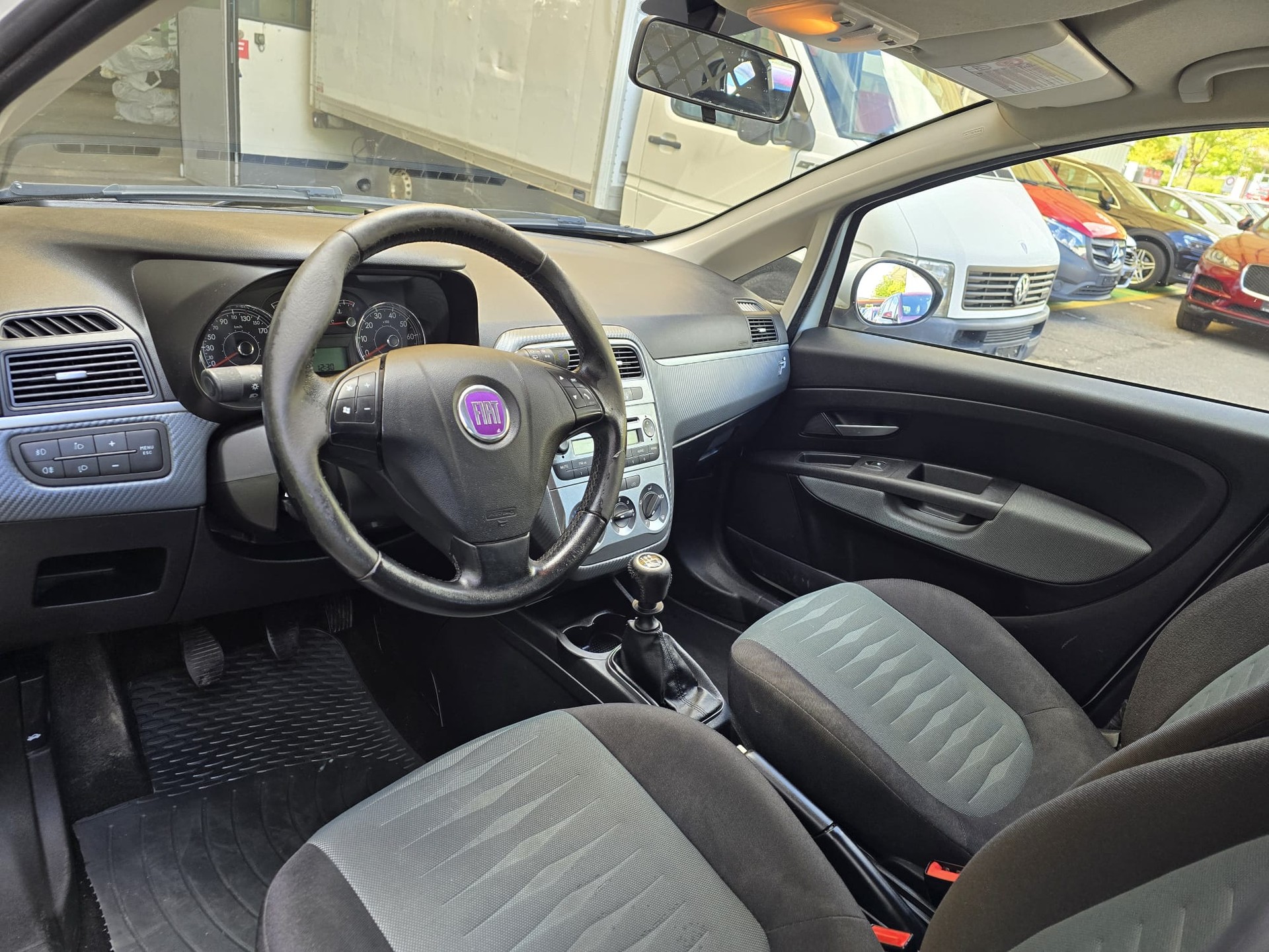 FIAT Punto 1.4 NaturalPower Dynamic-image-11