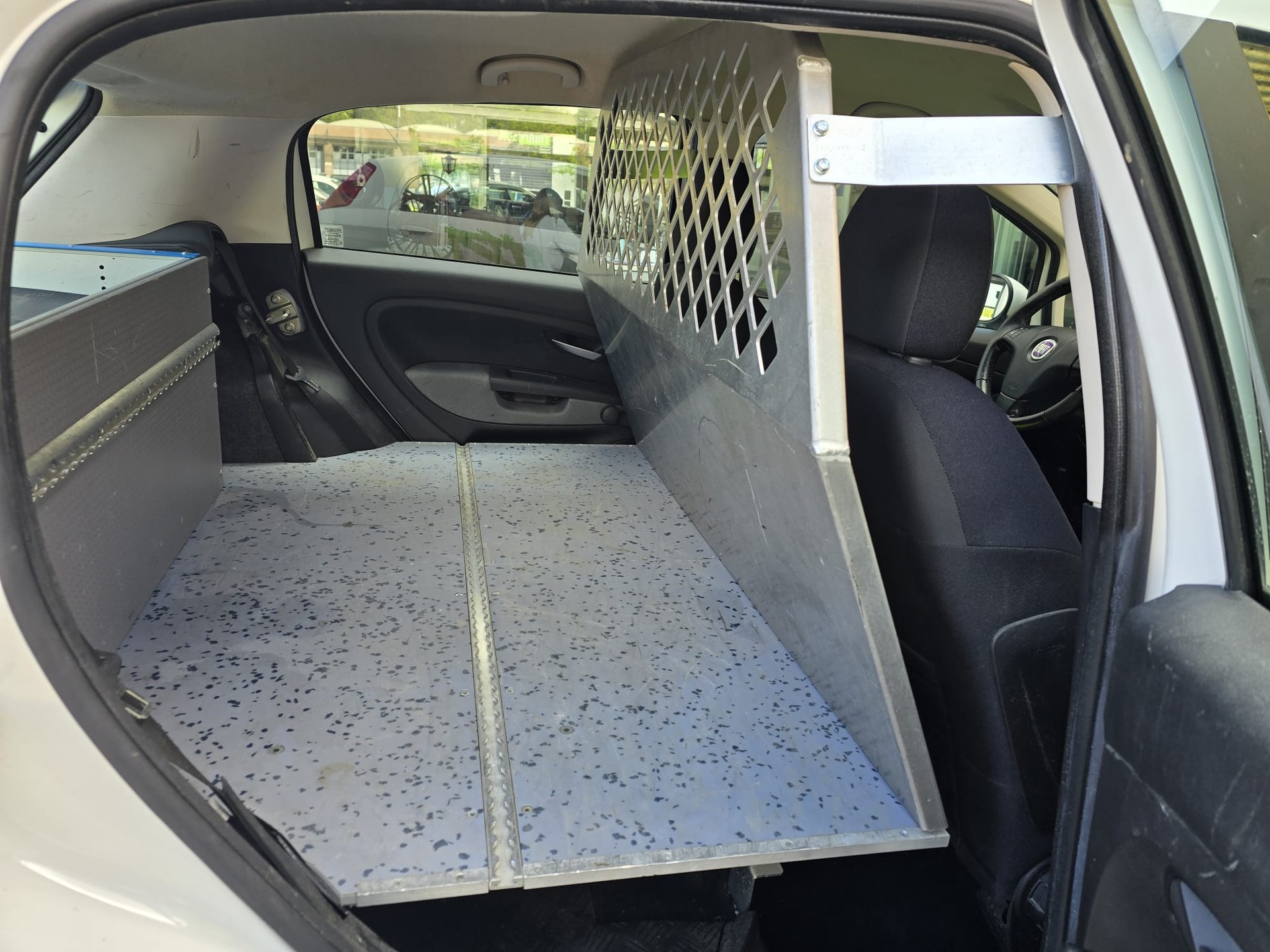 FIAT Punto 1.4 NaturalPower Dynamic-image-13