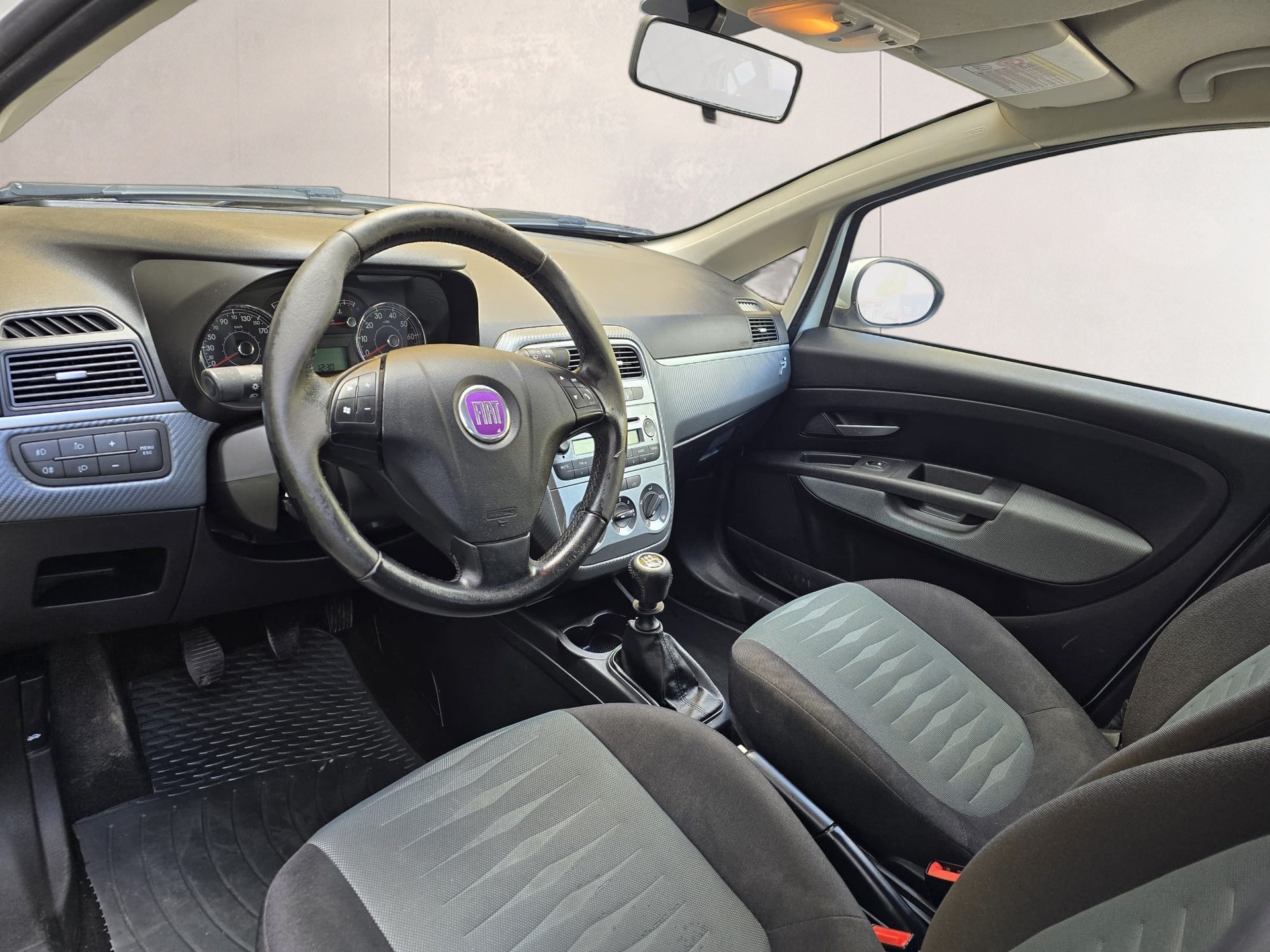 FIAT Punto 1.4 NaturalPower Dynamic-image-11