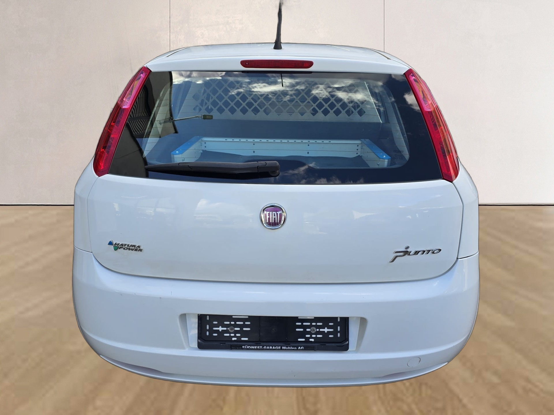 FIAT Punto 1.4 NaturalPower Dynamic-image-4
