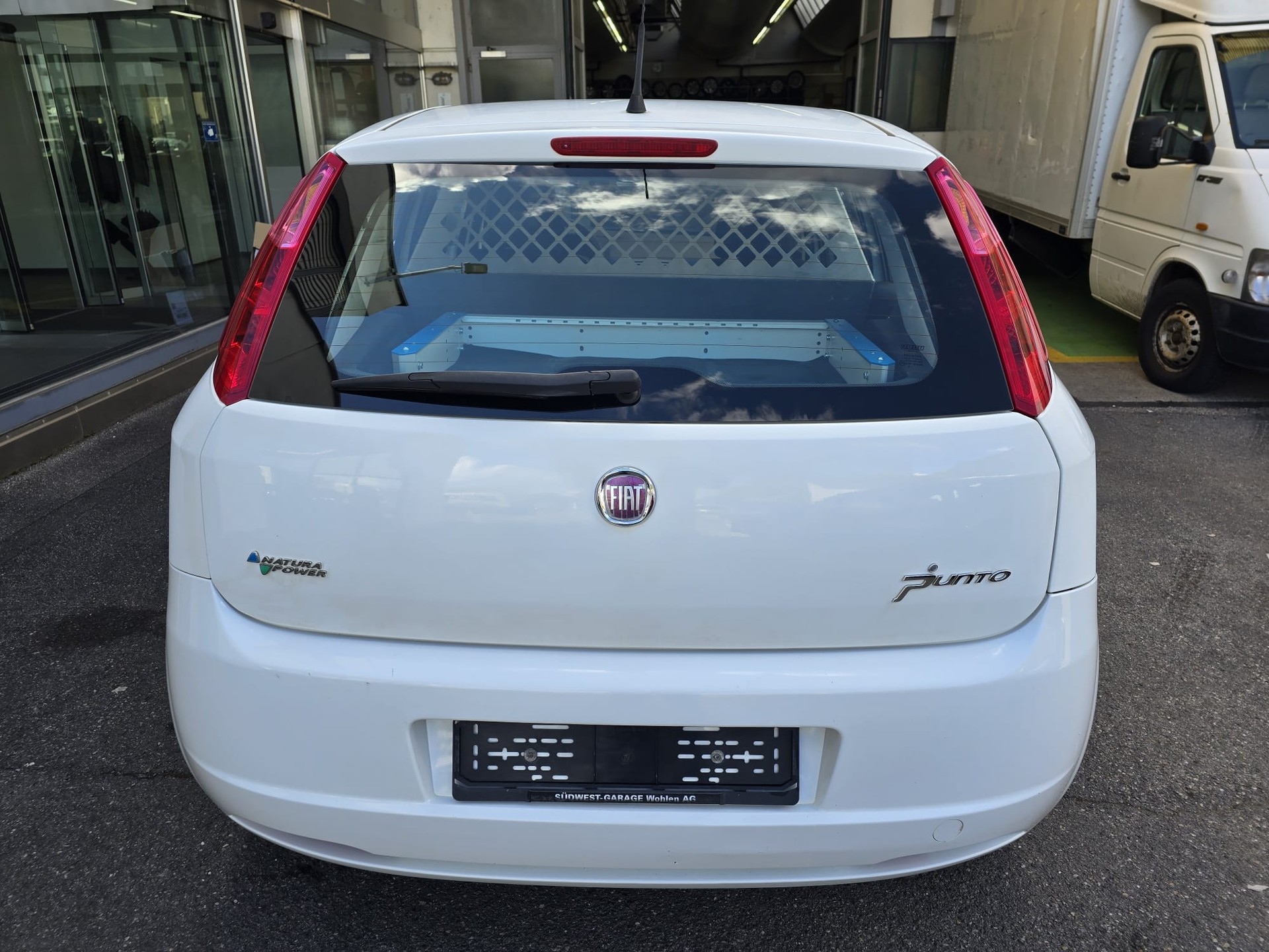 FIAT Punto 1.4 NaturalPower Dynamic-image-4