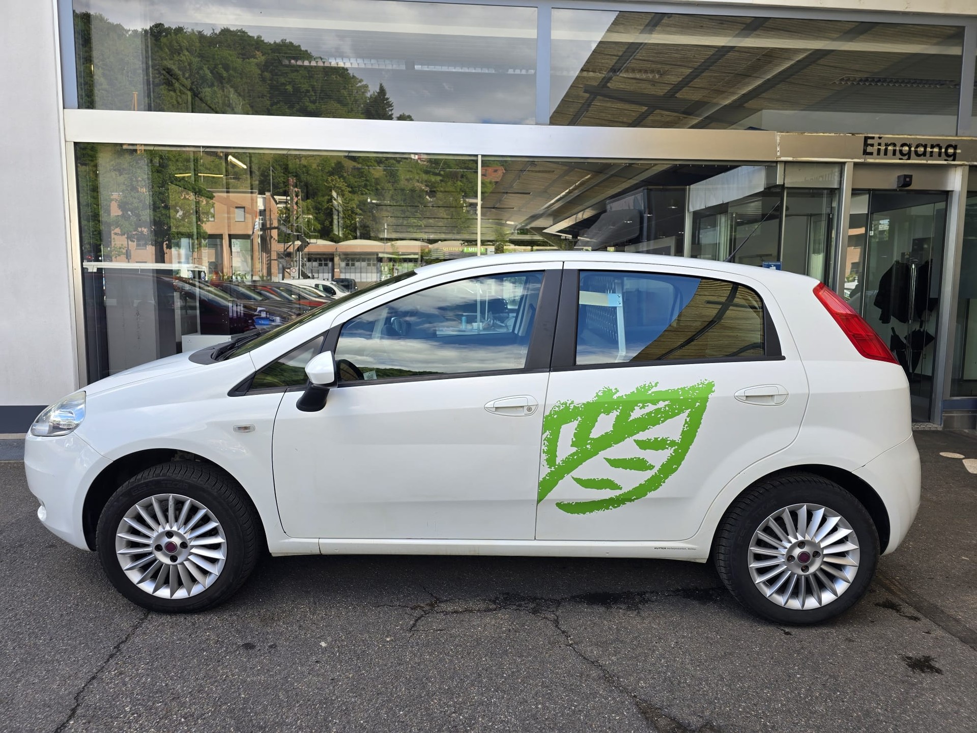 FIAT Punto 1.4 NaturalPower Dynamic-image-2