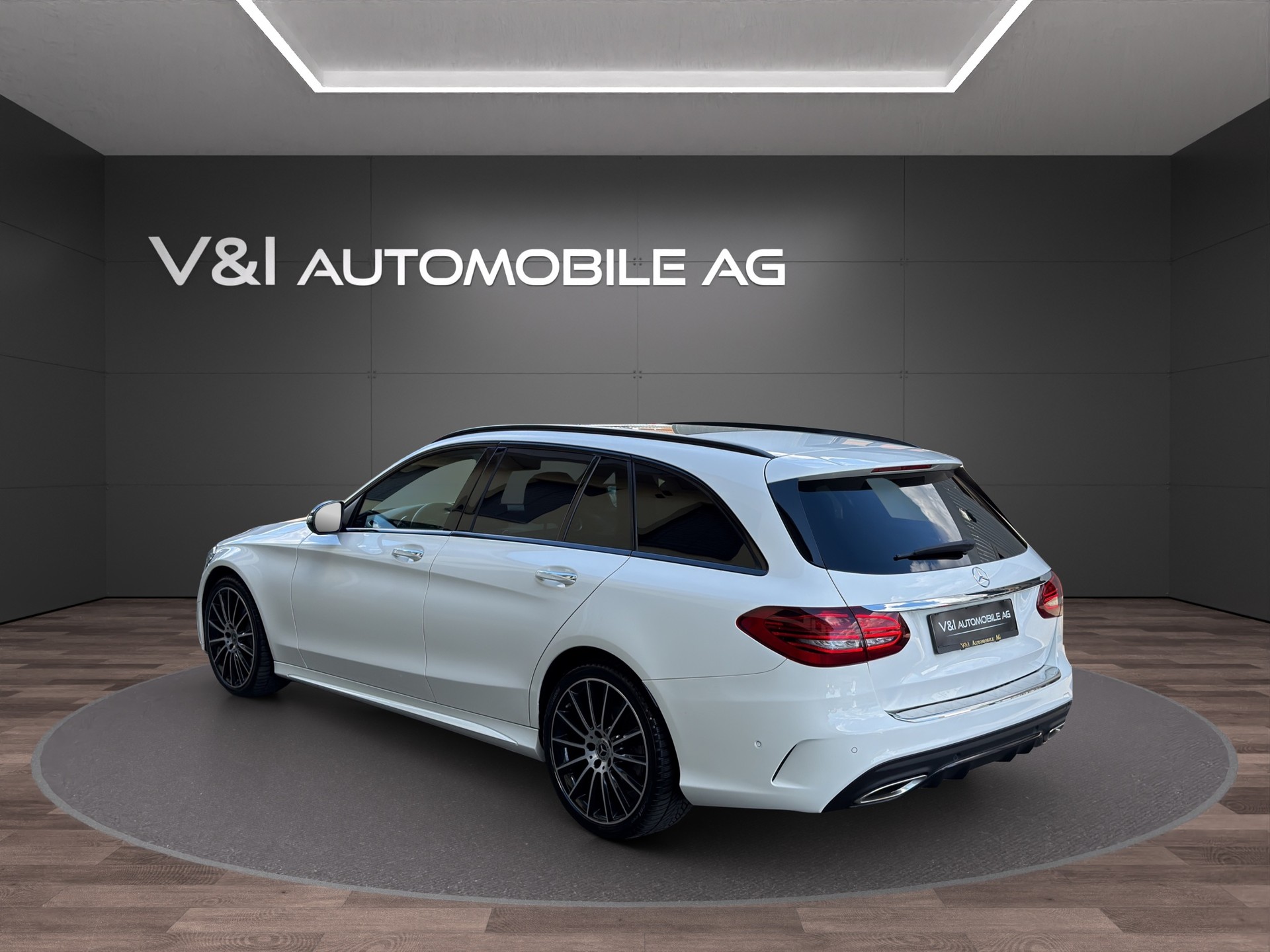 MERCEDES-BENZ C 200 Swiss Star AMG Line 4M 9G-Tronic-showroom-element-3
