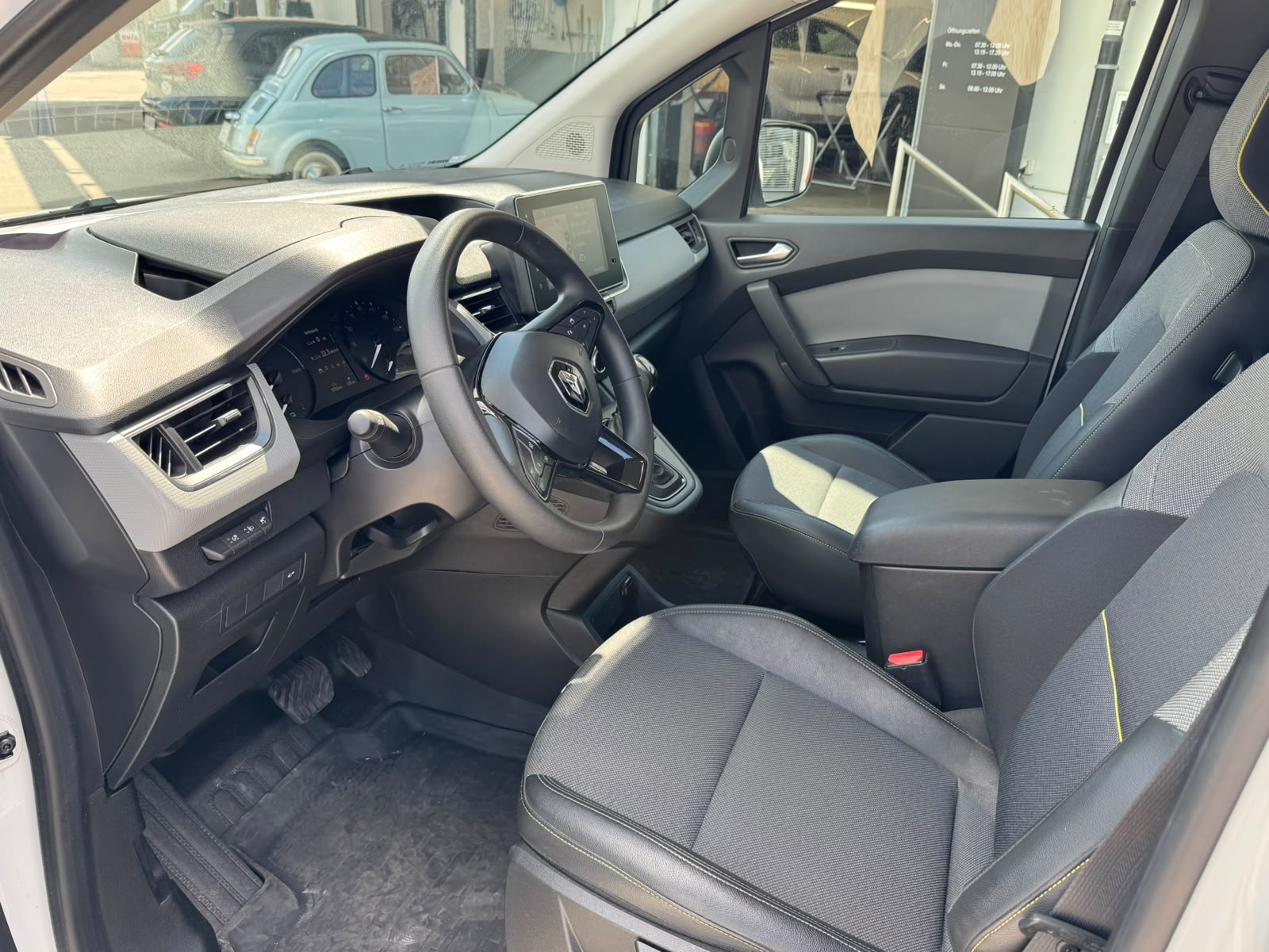 RENAULT Kangoo Van E-Tech Electric EV45 22kW Extra-image-4