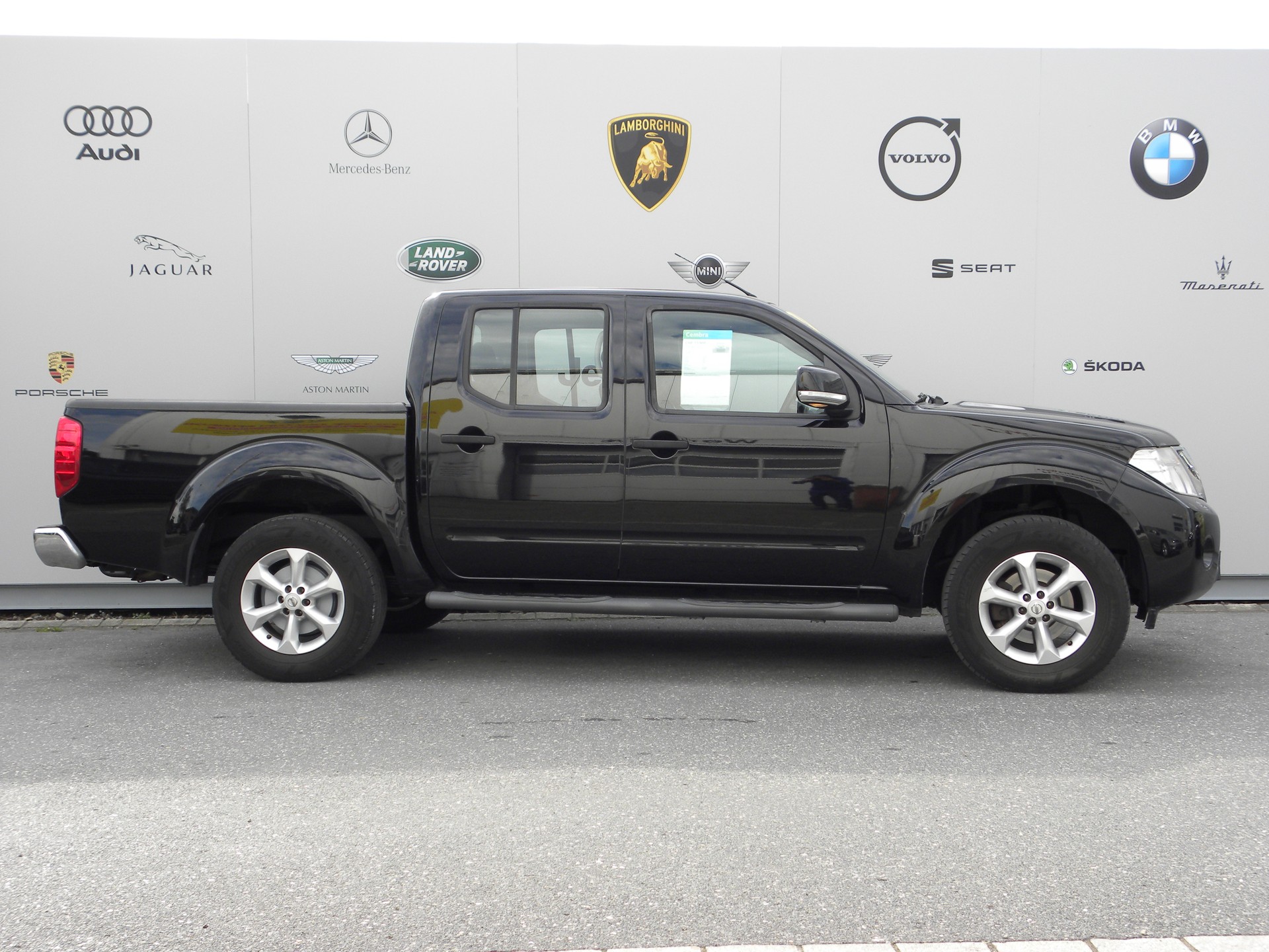 NISSAN Navara Double Cab LE 2.5 dCi 4WD LB Automat-image-4